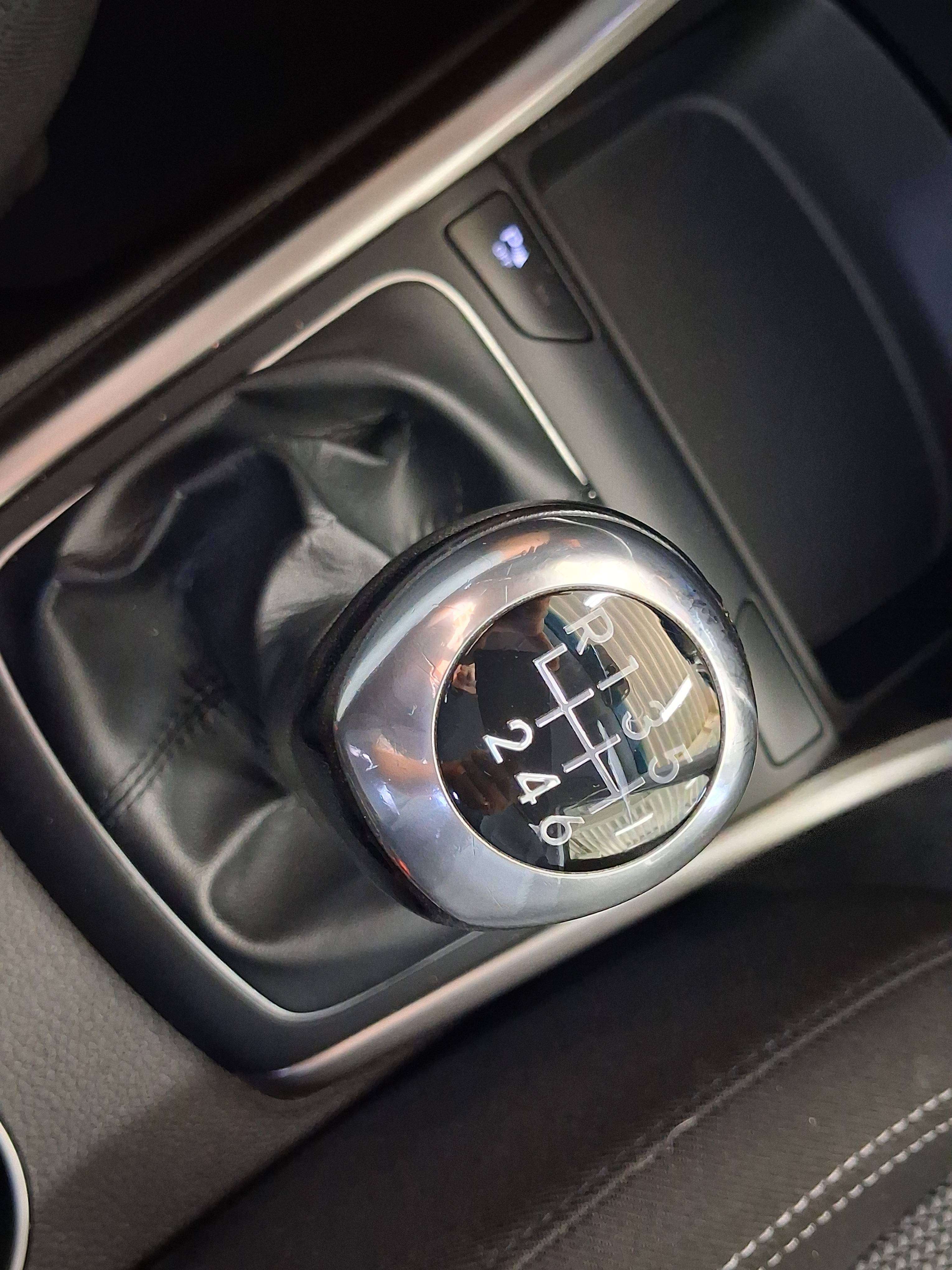 Hyundai i30 i30 SW 1.6 CRDi Cool ISG/ATTELAGE/CLIM/USB/BLUETOOTH/GARANTIE