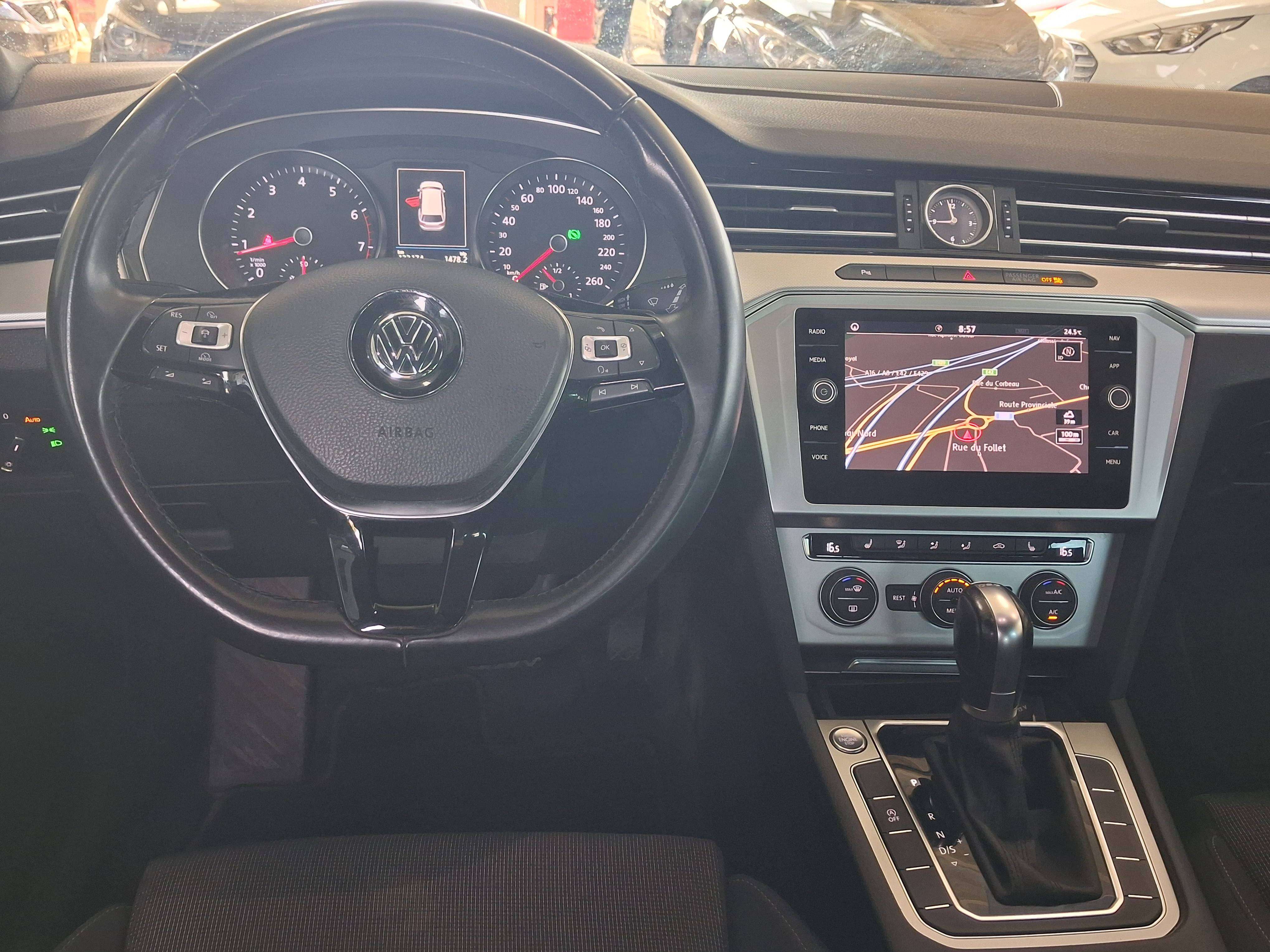 Volkswagen Passat Variant Passat SW 1.4 TSI ACT Highline DSG/PACK R LINE