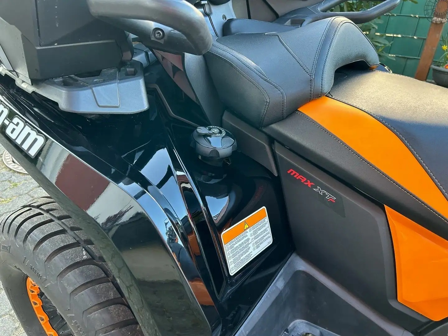 CAN-AM OUTLANDER MAX XT-P