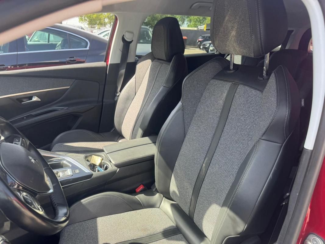 Peugeot 5008 ALLURE 130 CV 7 PLACES
