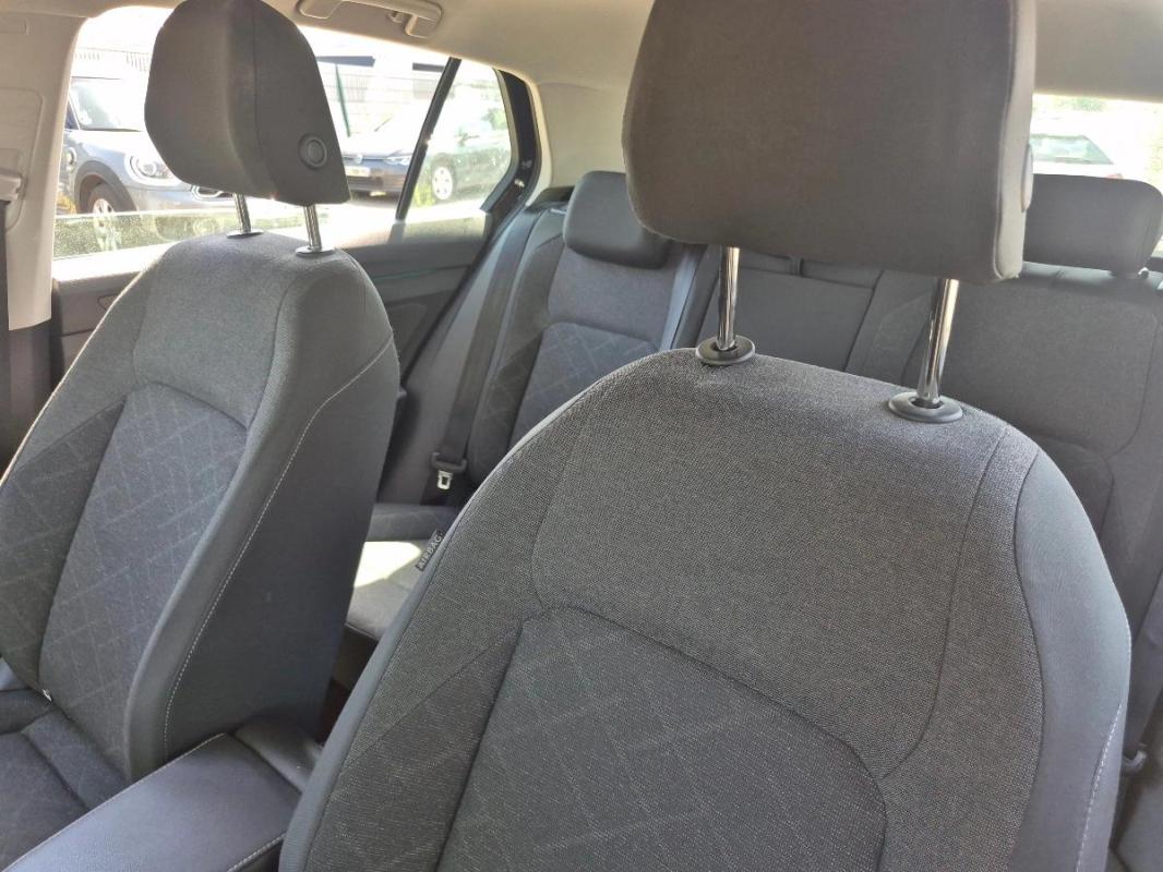 Volkswagen Golf 2.0 TDI 115 SCR LIFE BUSINESS DSG BVA