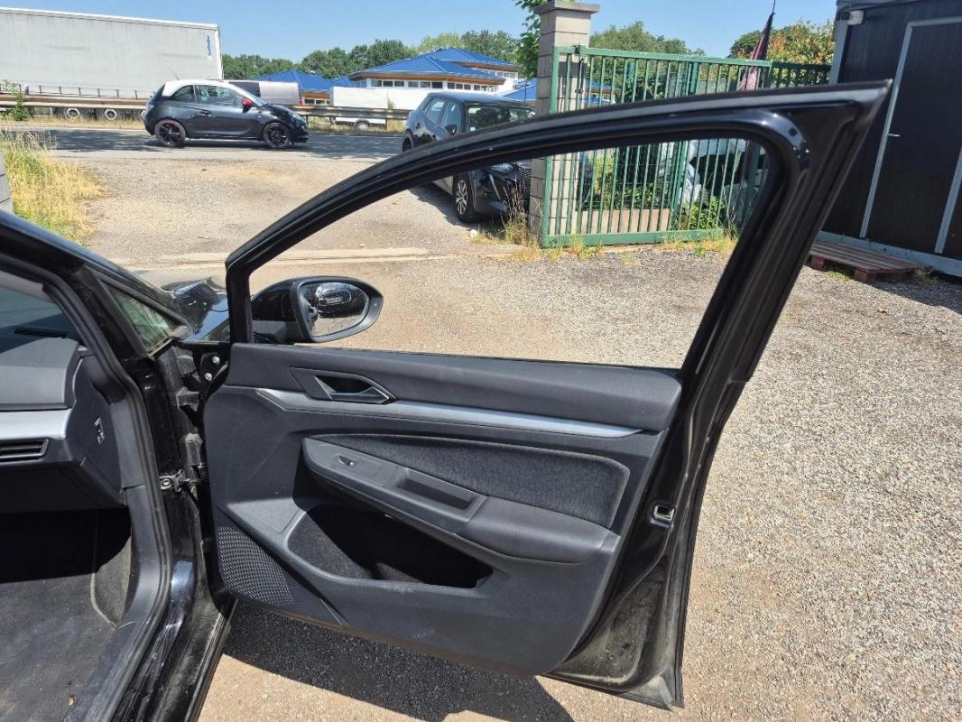 Volkswagen Golf 2.0 TDI 115 SCR LIFE BUSINESS DSG BVA