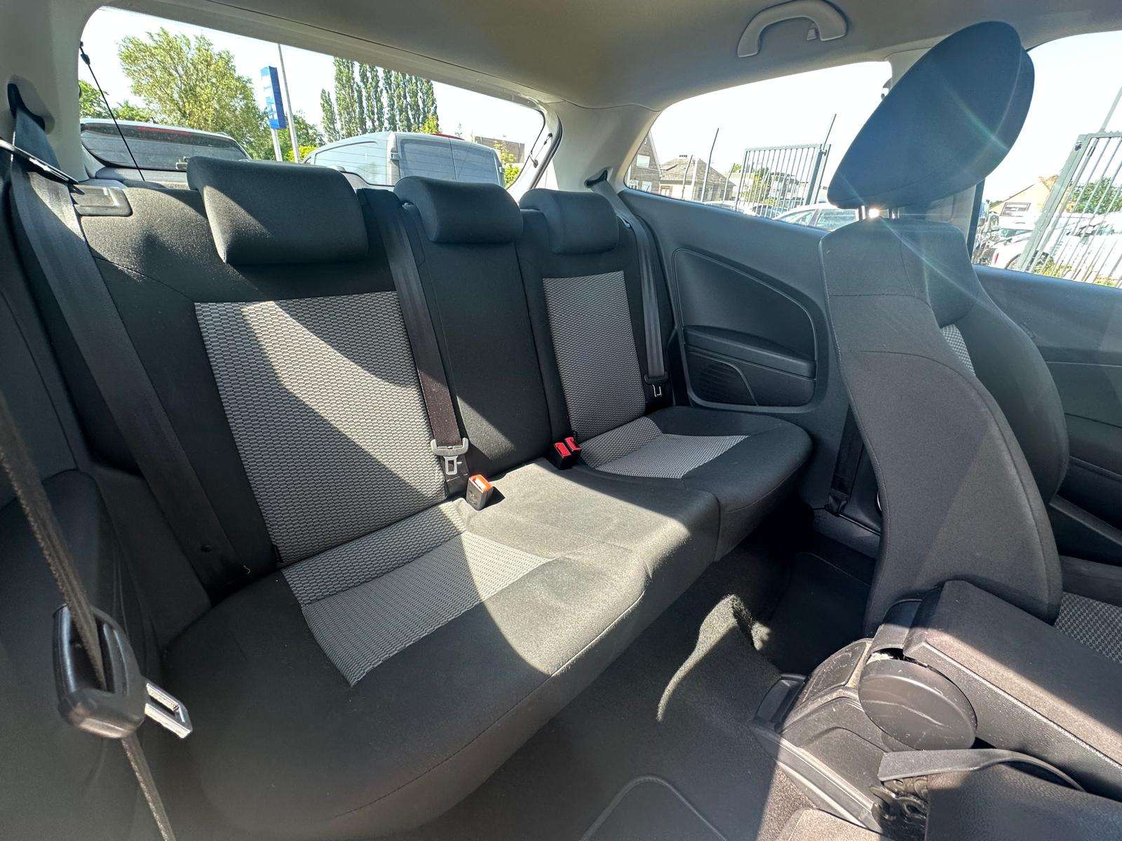 Volkswagen Polo 1.2i / RADIO / AIRCO / MEDIA / VITRES ELECTR.