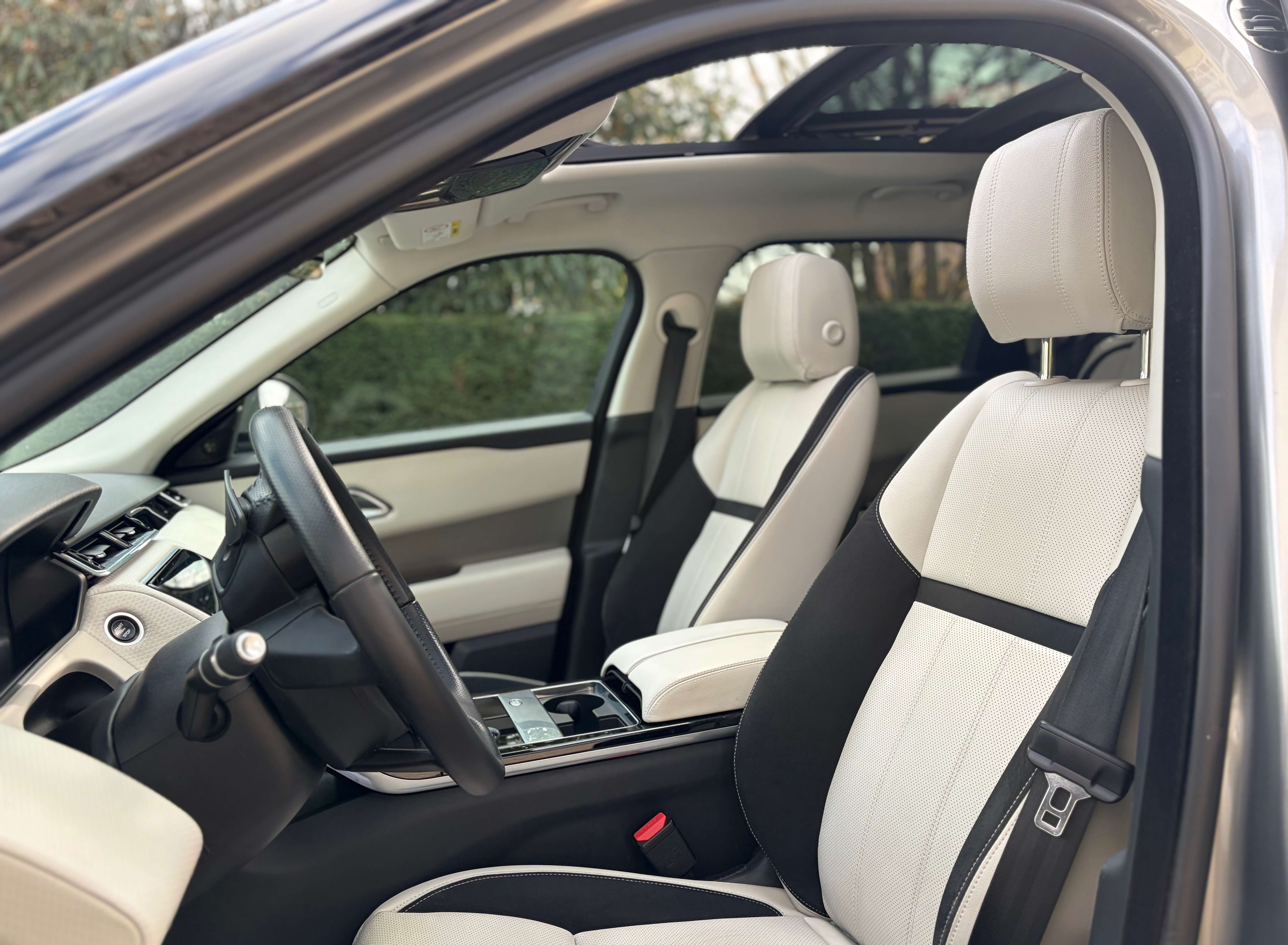 Land Rover Range Rover Velar 2.0 Turbo P250 S  ### 76000 km ###