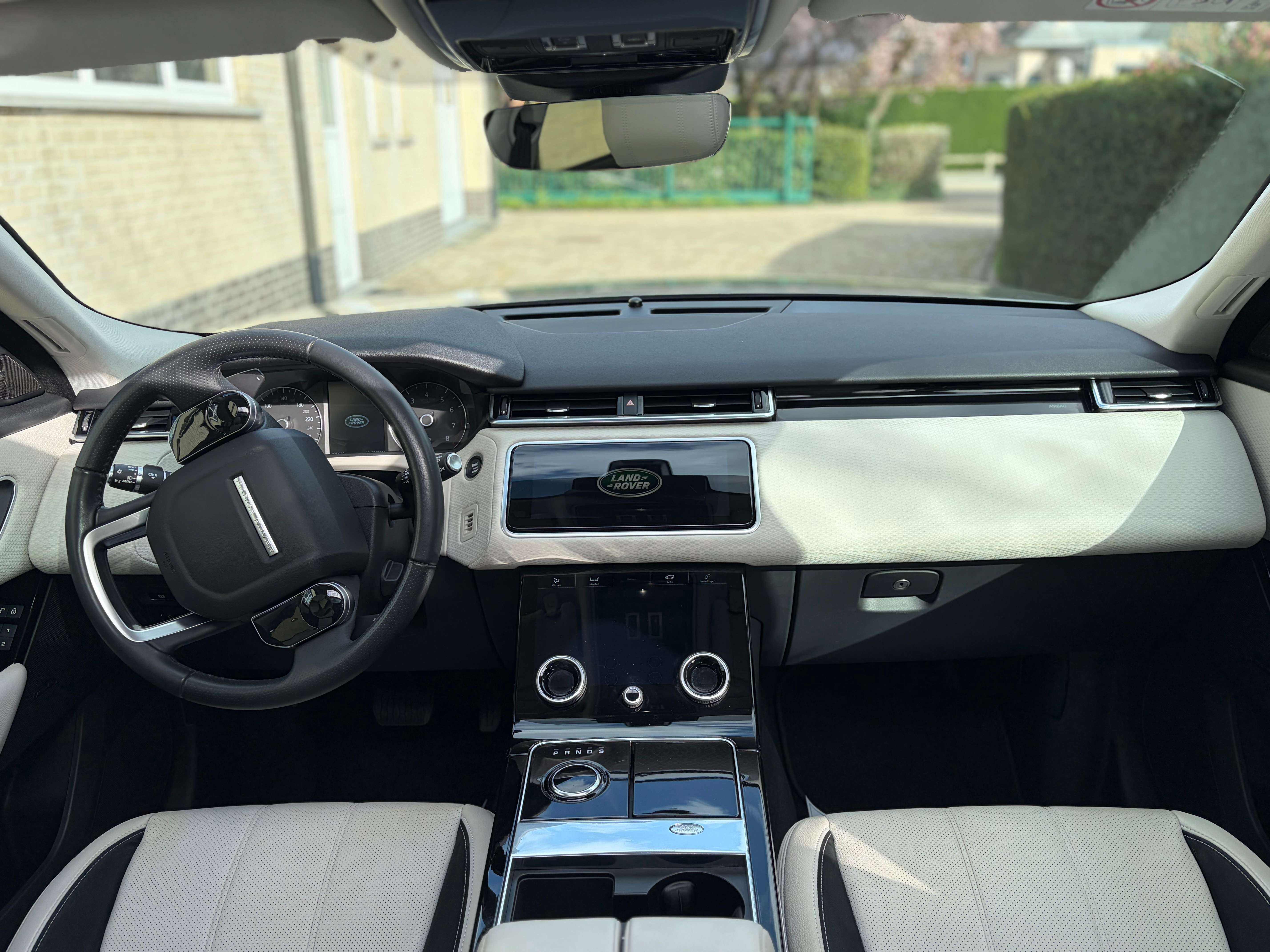 Land Rover Range Rover Velar 2.0 Turbo P250 S  ### 76000 km ###