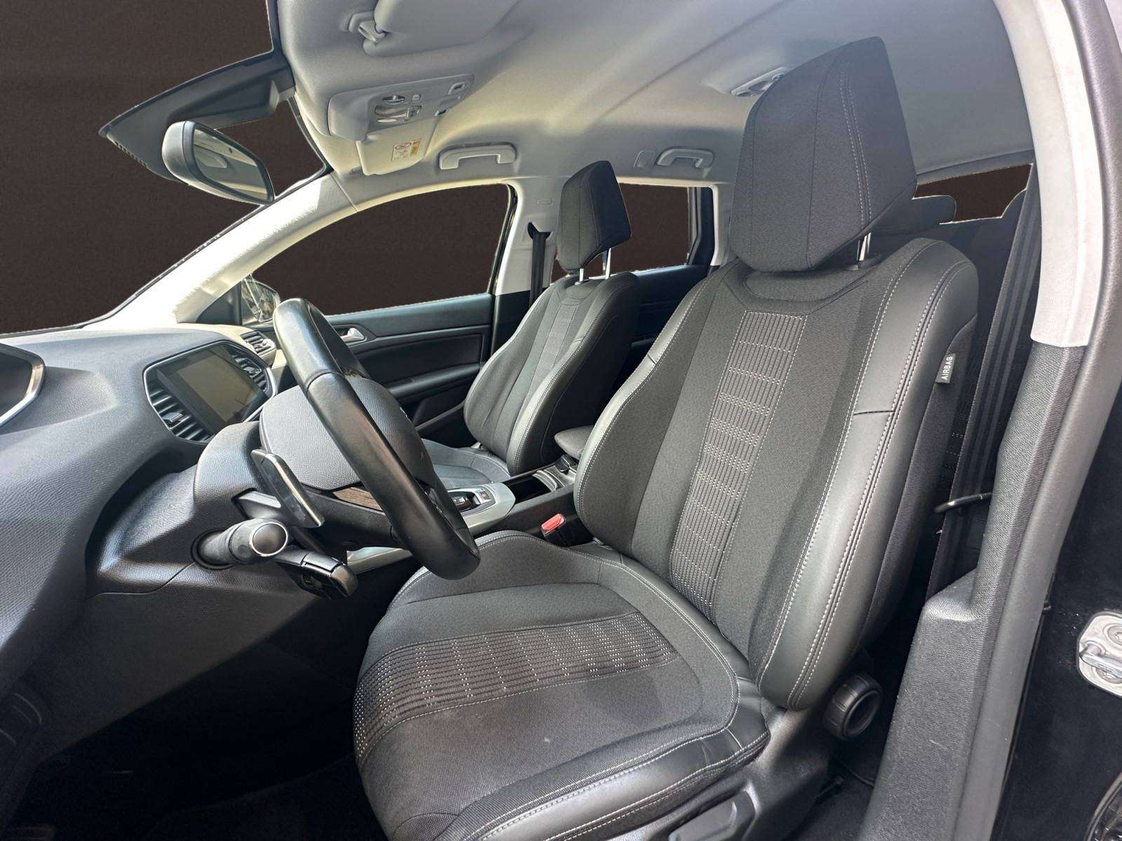 Peugeot 308 308 SW 1.5 BlueHDi / 1er Prop / Carnet complet / Garantie