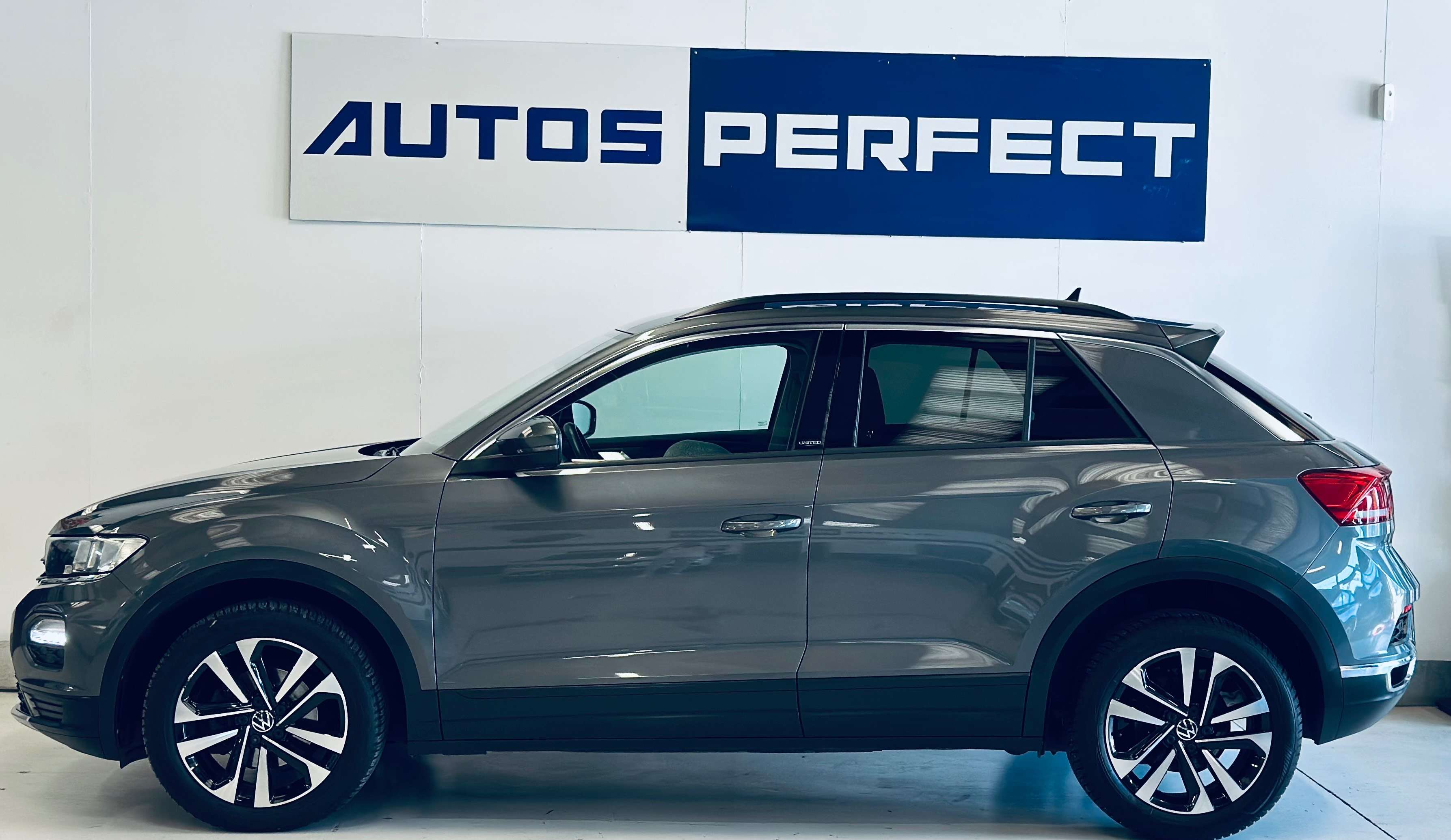 Volkswagen T-Roc 2.0TDi United PDC CARPLAY CLIM CRUISE ADAPTATIF JA17