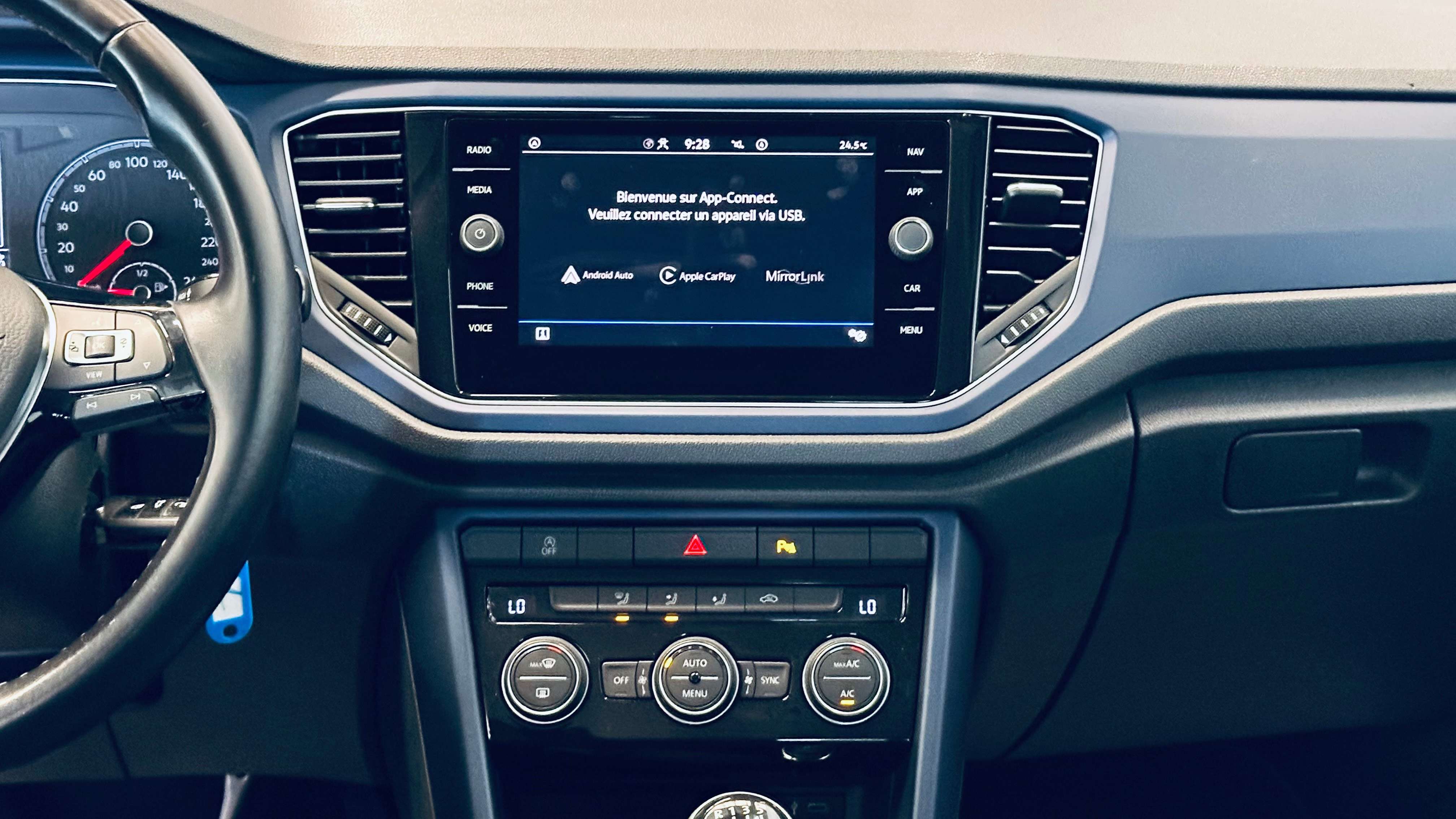 Volkswagen T-Roc 2.0TDi United PDC CARPLAY CLIM CRUISE ADAPTATIF JA17