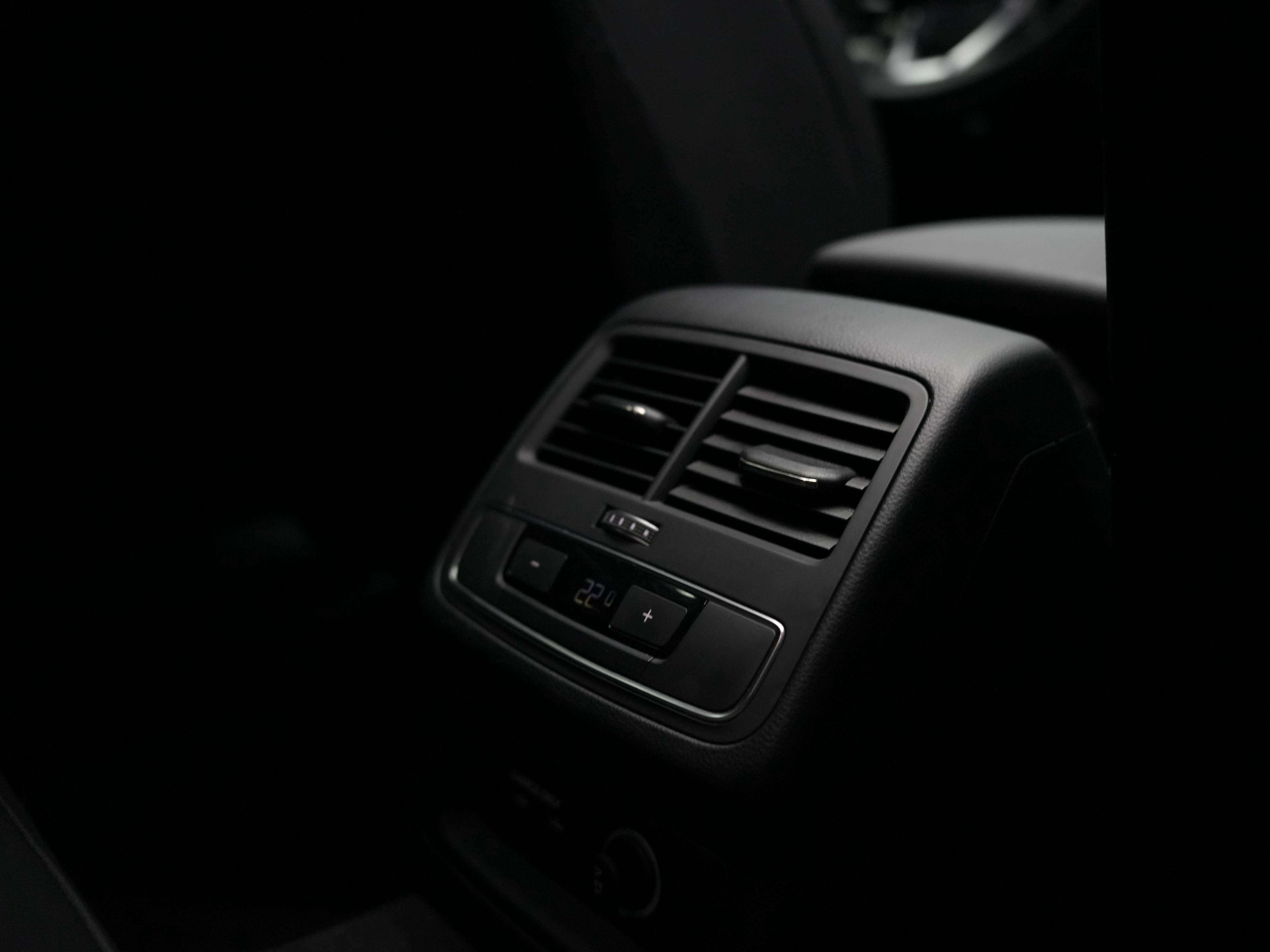 Audi A4 A4 Avant 35 TFSI Business Edition S line S tronic/GARANTIT 12 MOIS/PREMIER PROPRIETAIRE /TOIT OUVRANT