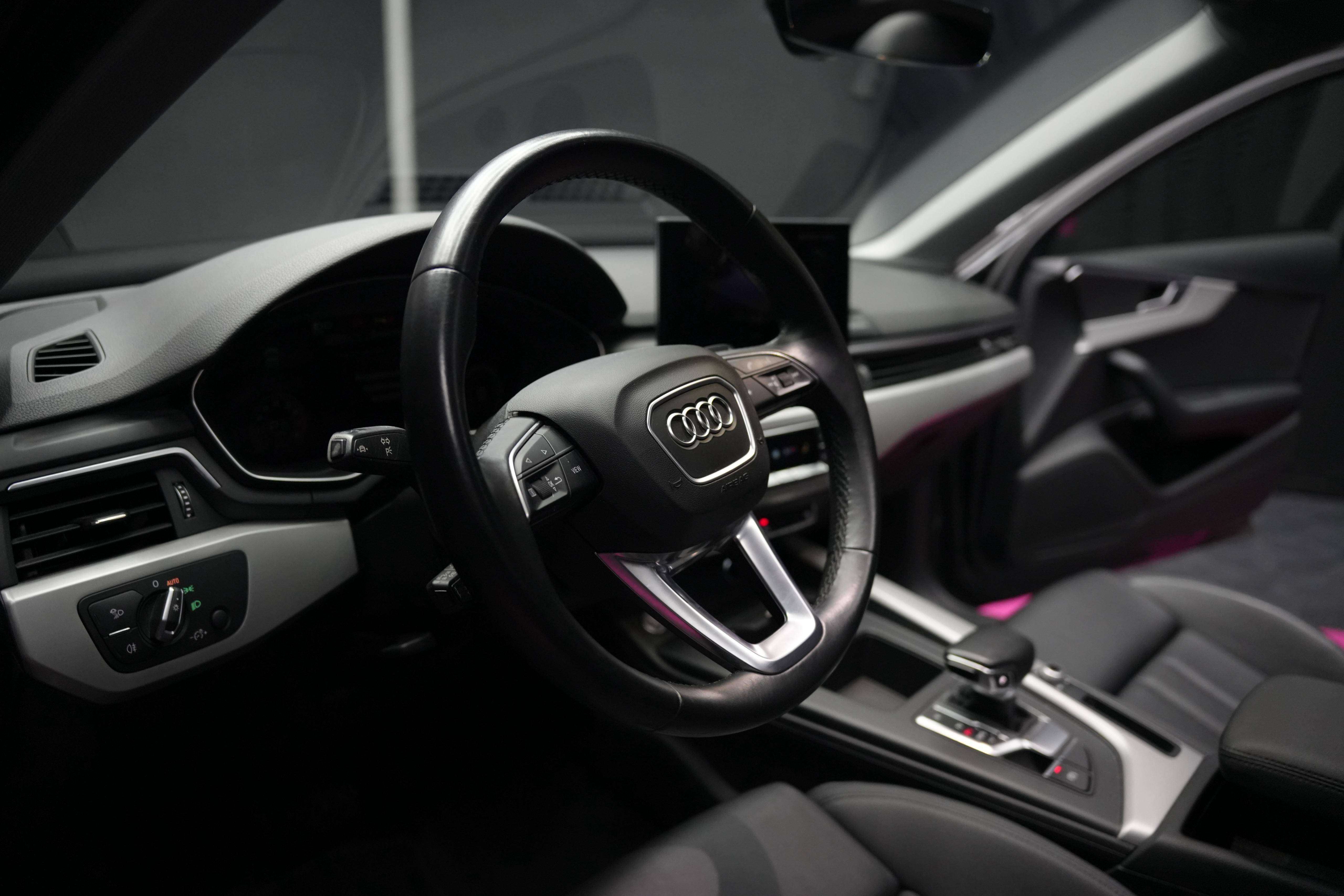 Audi A4 A4 Avant 35 TFSI Business Edition S line S tronic/GARANTIT 12 MOIS/PREMIER PROPRIETAIRE /TOIT OUVRANT