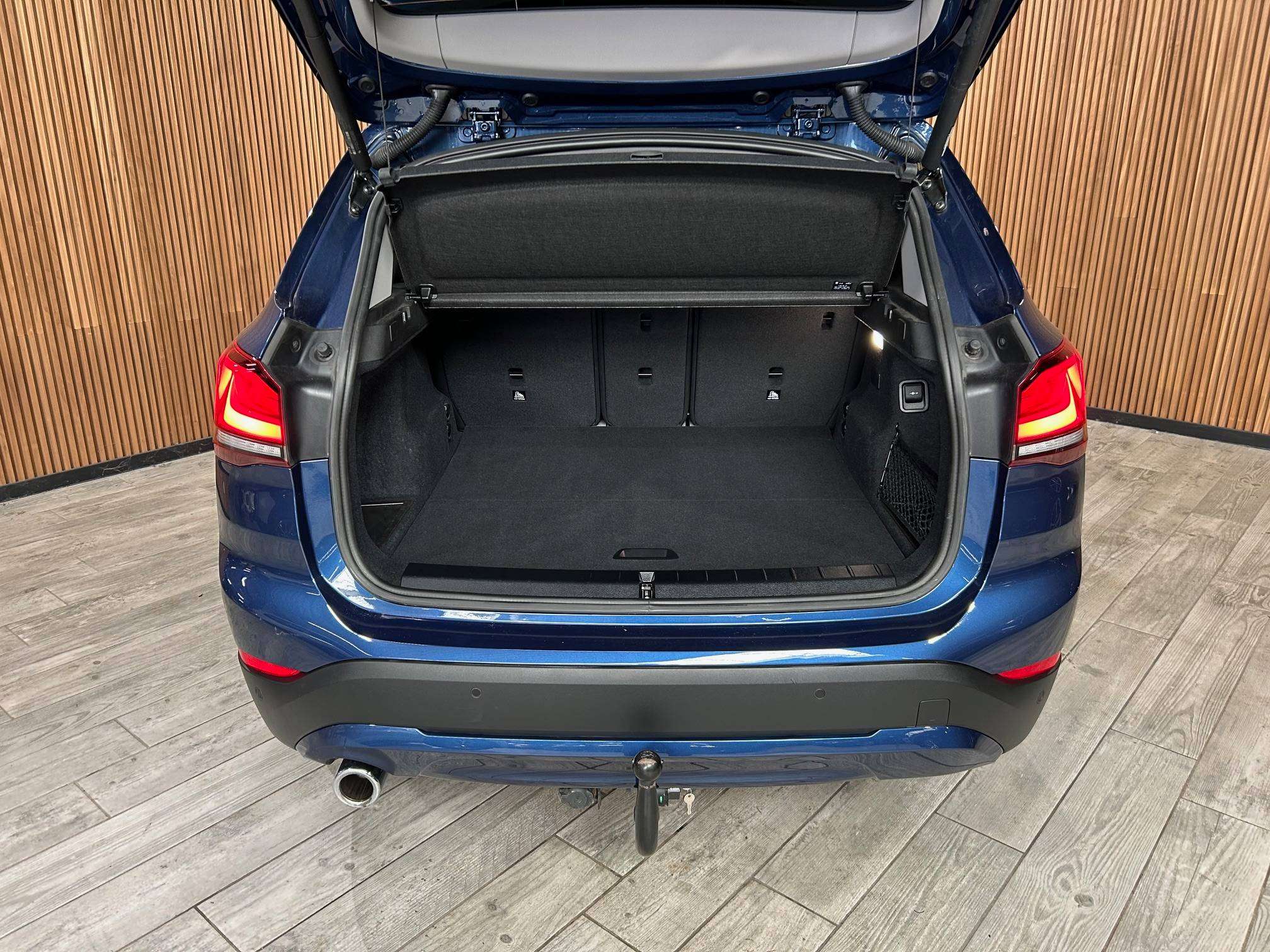 BMW X1 xDrive25e Pano/Led/Acc/Hud/Leder/GpsPro/Cam/Keyless *1j garantie*