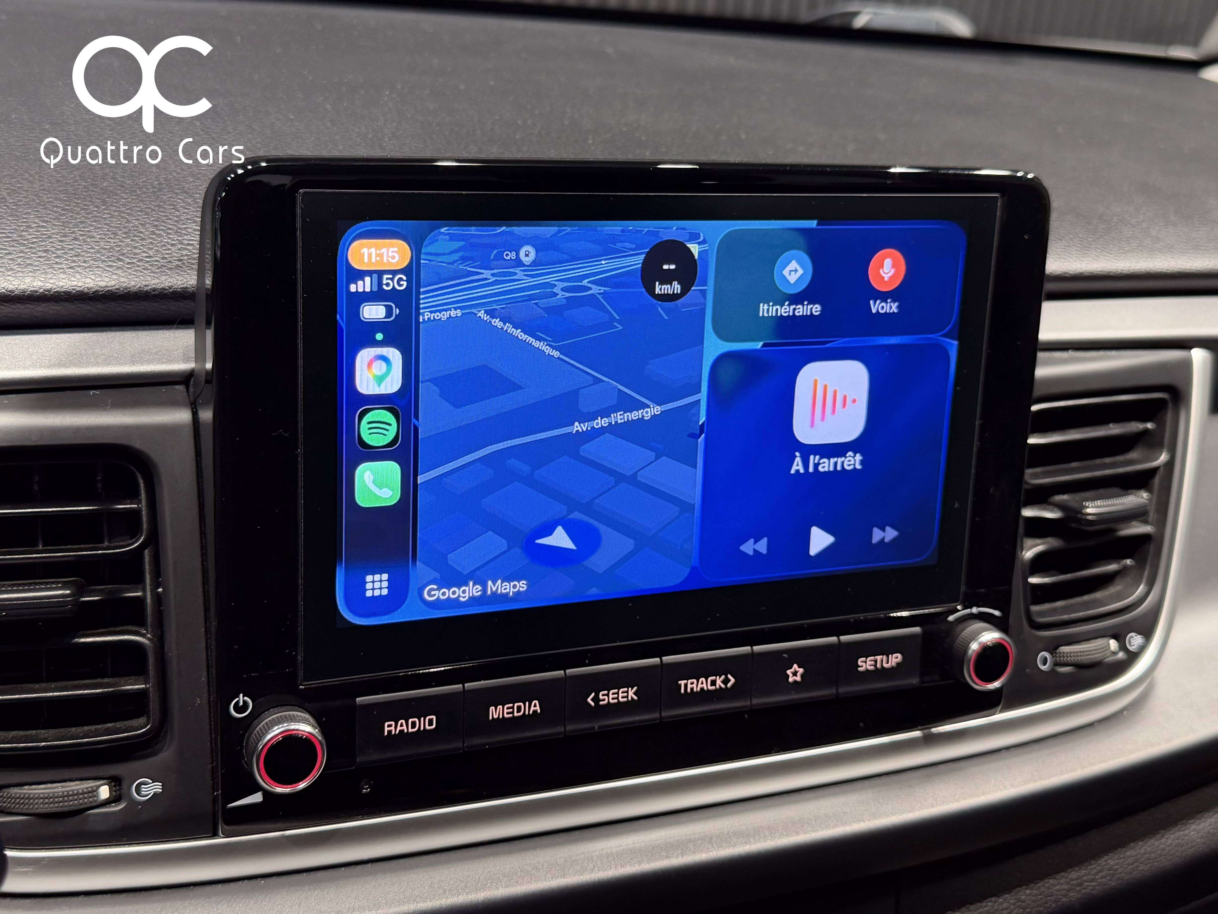 Kia Rio 1.2i / Car play / Camera / Clim / 1e Main