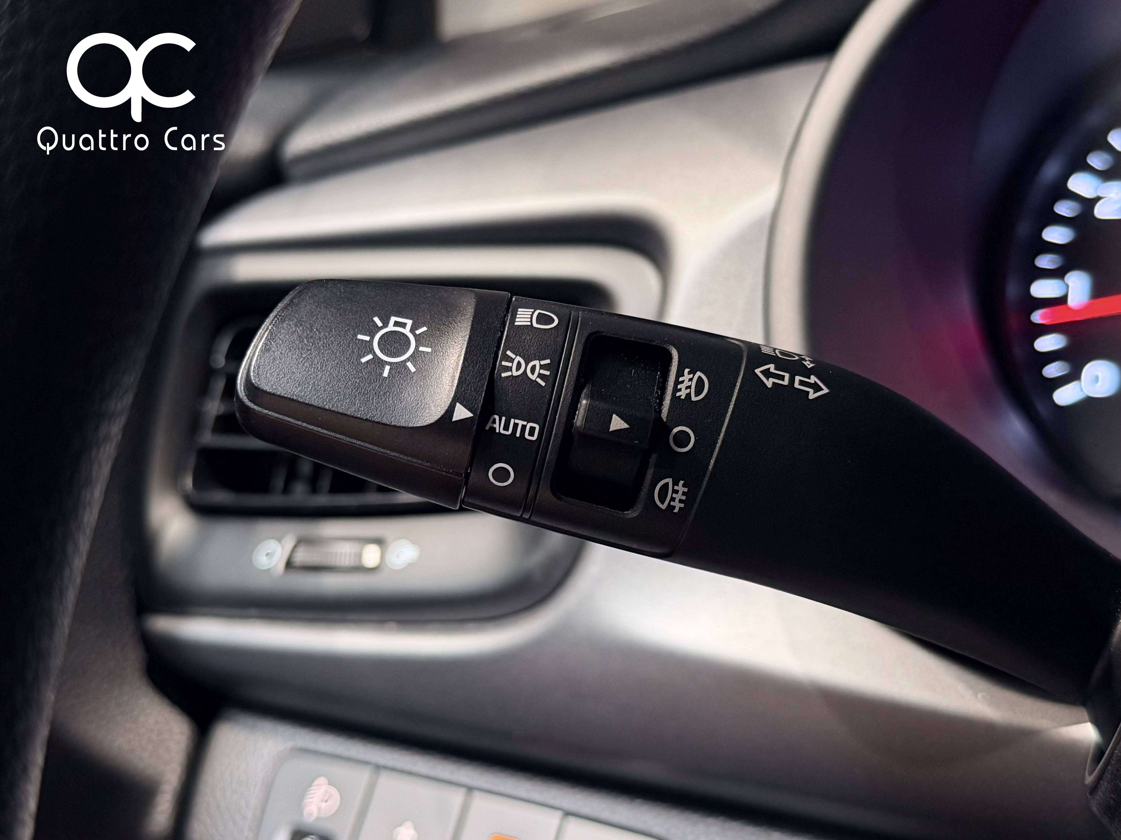 Kia Rio 1.2i / Car play / Camera / Clim / 1e Main