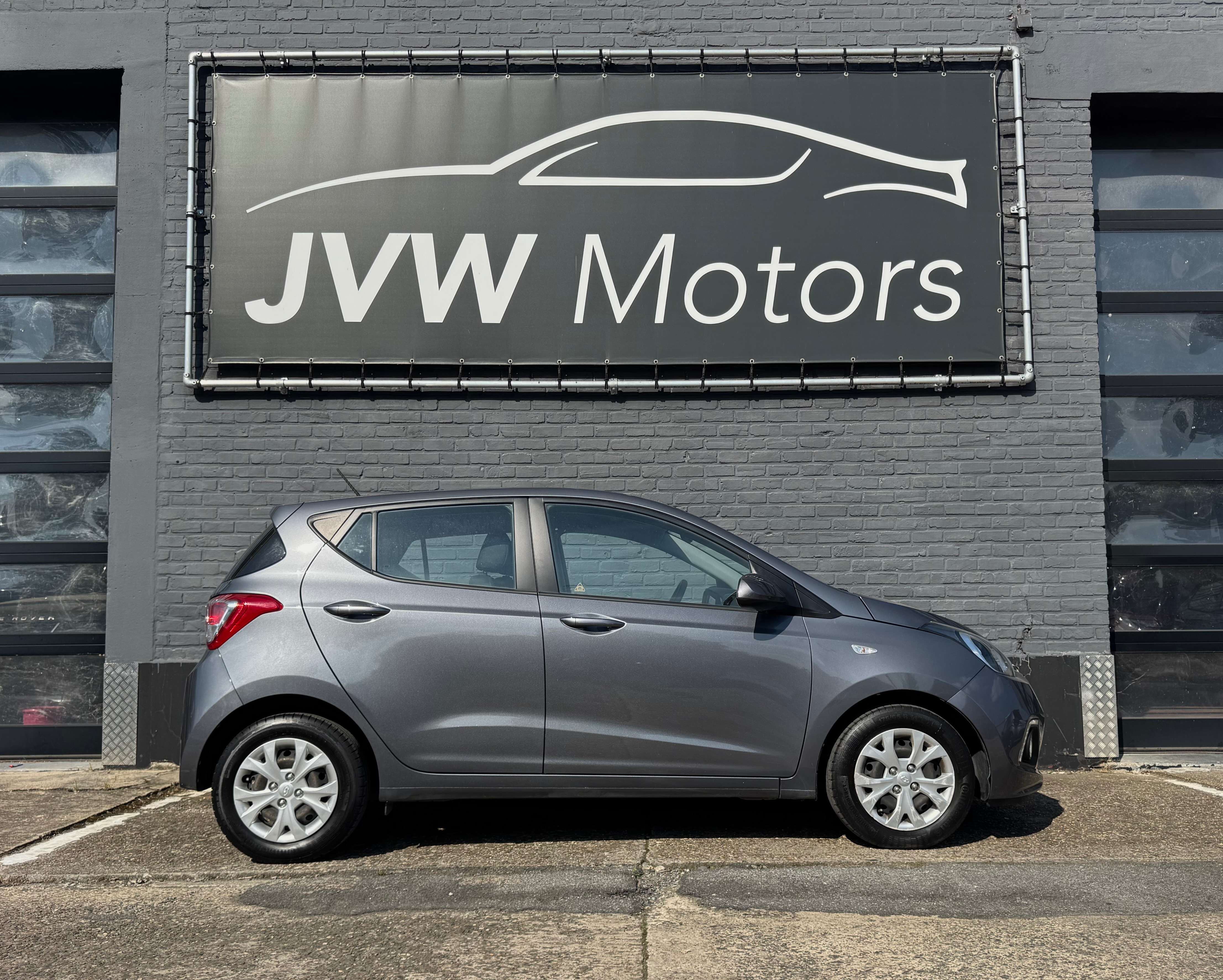 Hyundai i10 1.0i Automaat * Navi * Airco * 38.350 km * 12M Garantie