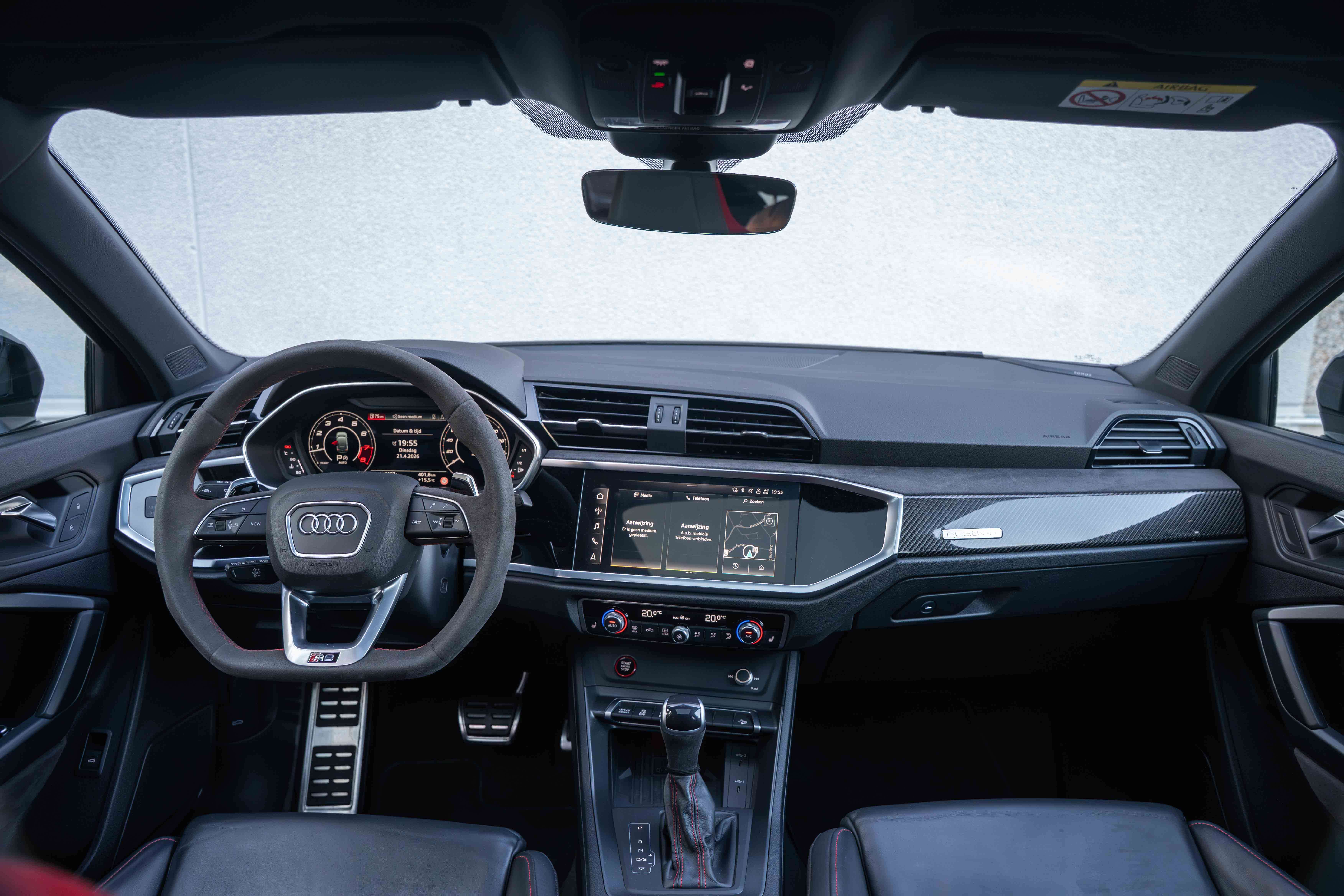 Audi RS Q3 Sportback 2.5 TFSI MATRIX/PANO/MAXTON/SONOS3D/AMBIENTE/360°/CARPLAY