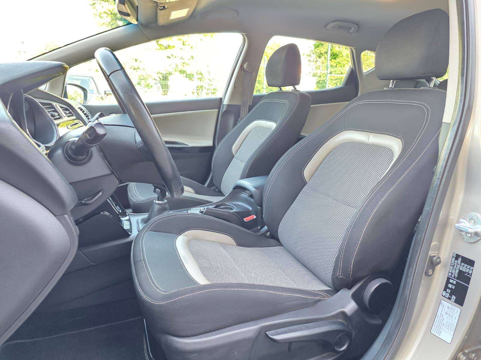 Kia Ceed / cee'd 🟢1.4 ESSENCE 101CV - GPS - ATT REMORQUE - CRUISE - GARANTIE 12 MOIS