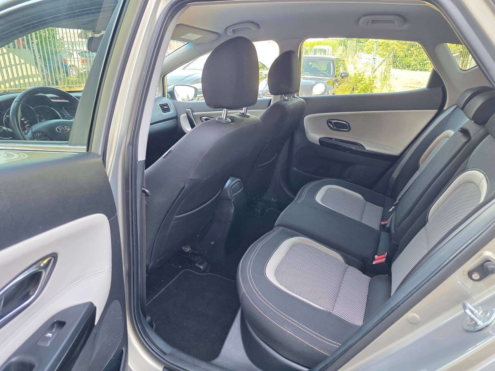 Kia Ceed / cee'd 🟢1.4 ESSENCE 101CV - GPS - ATT REMORQUE - CRUISE - GARANTIE 12 MOIS