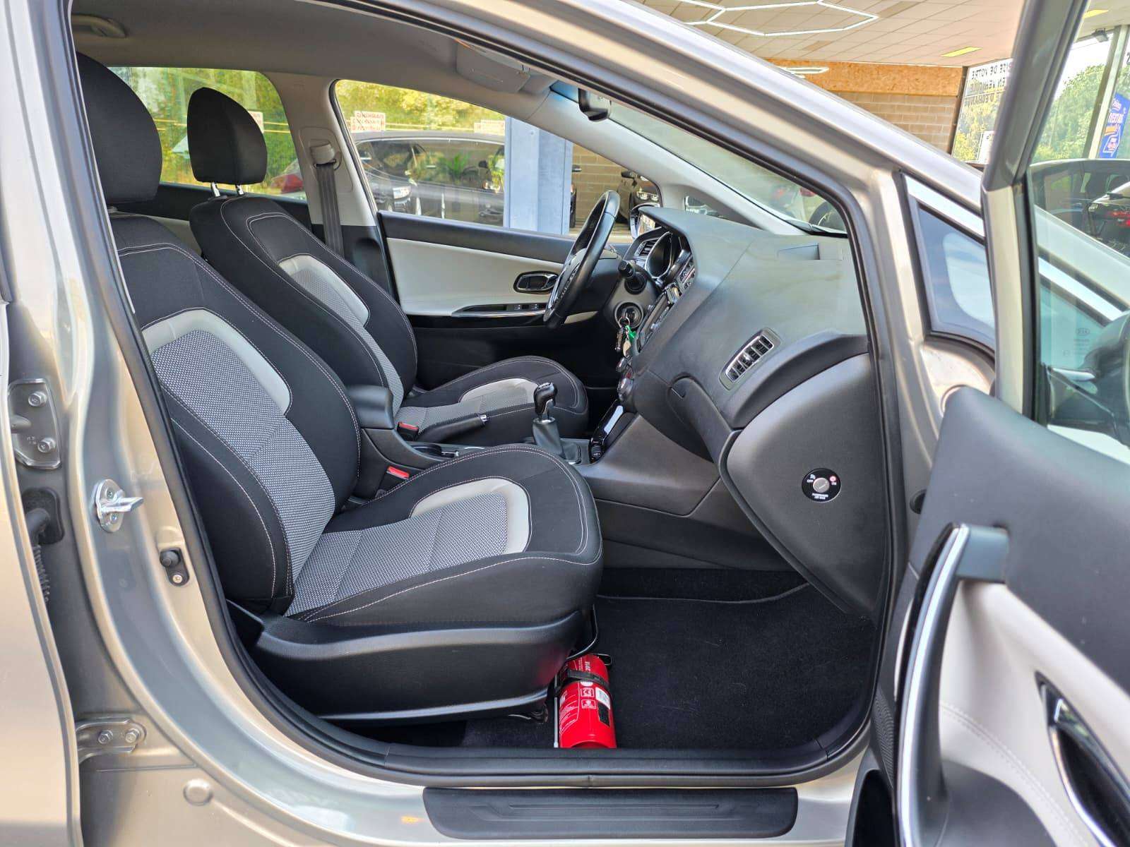 Kia Ceed / cee'd 🟢1.4 ESSENCE 101CV - GPS - ATT REMORQUE - CRUISE - GARANTIE 12 MOIS