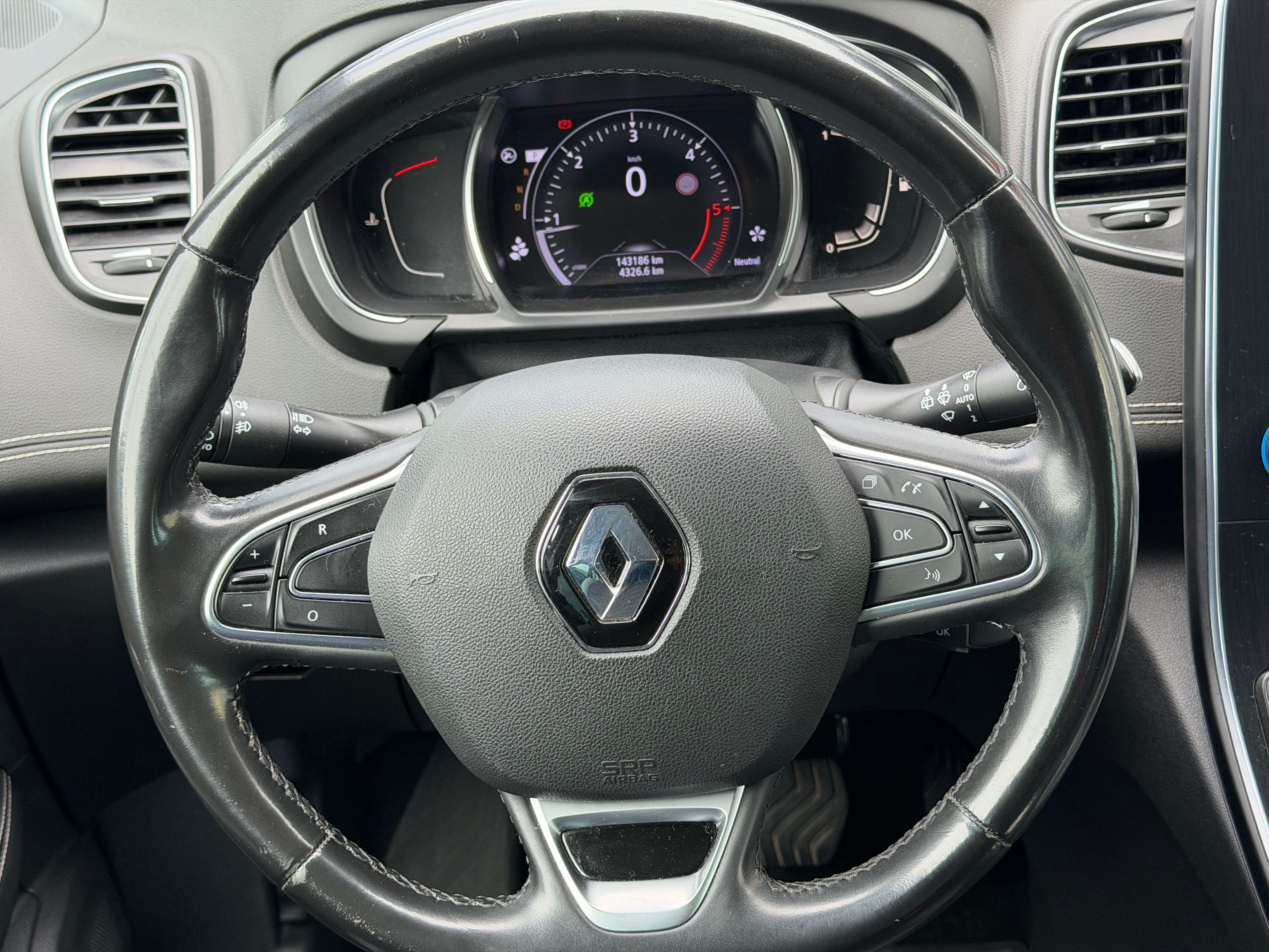 Renault Grand Scenic 1.7dCi*5PL*boîte auto*NAVI*CAMERA*BT*USB*AUX*