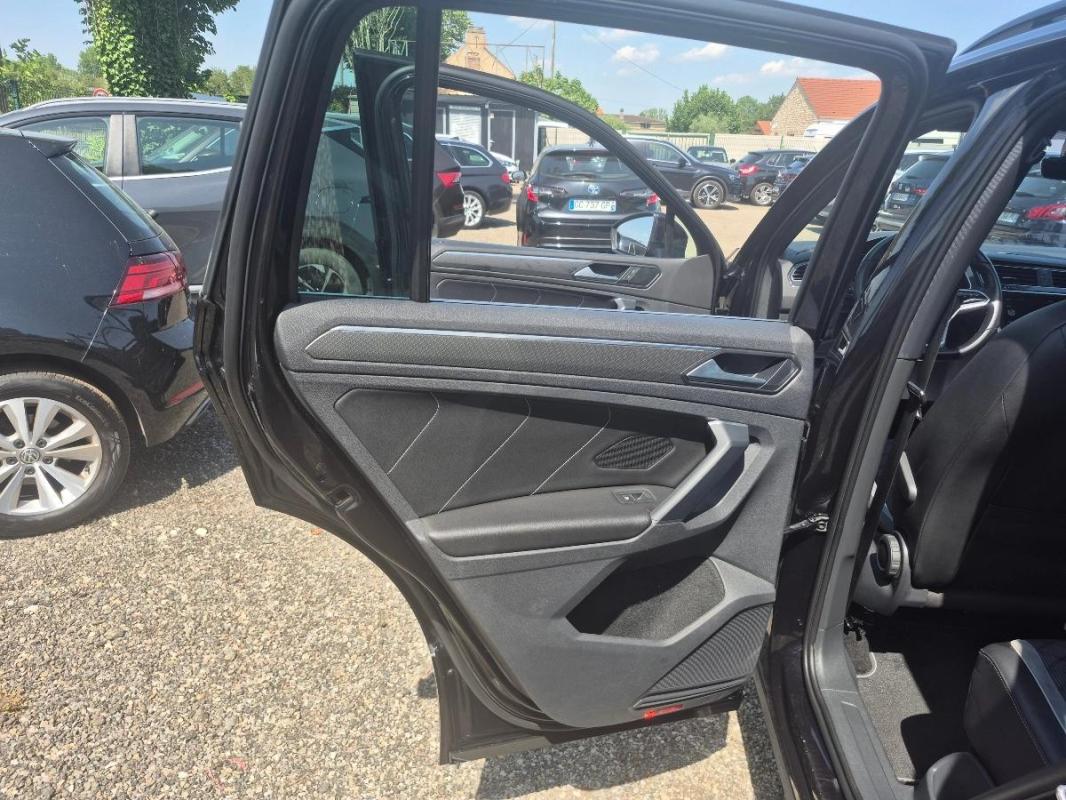 Volkswagen Tiguan 2.0 TDI 150 R-LINE DSG BVA