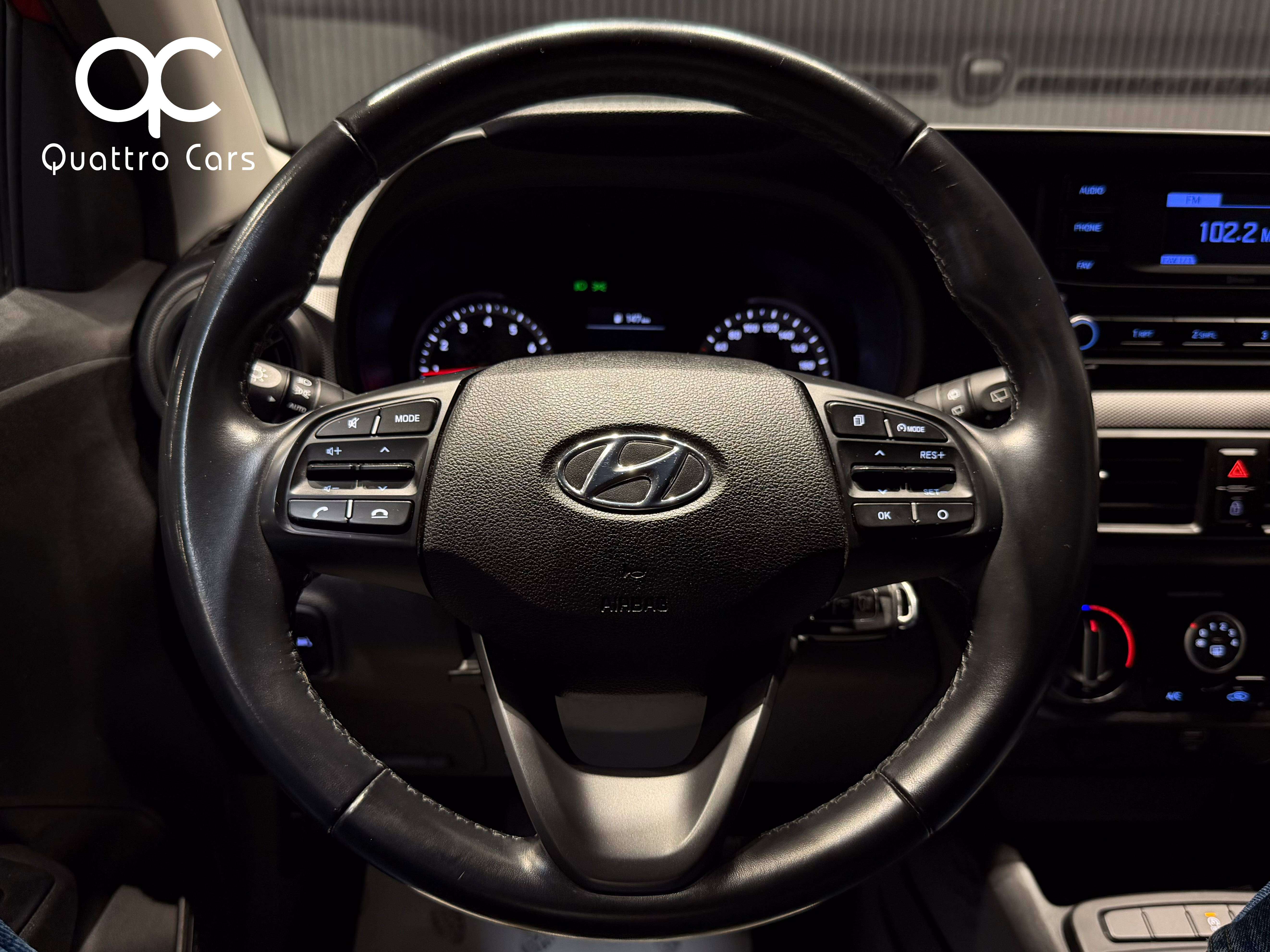 Hyundai i10 1.0i / Clim / Bluetooth / 5 Portes / Garantie thumbnail