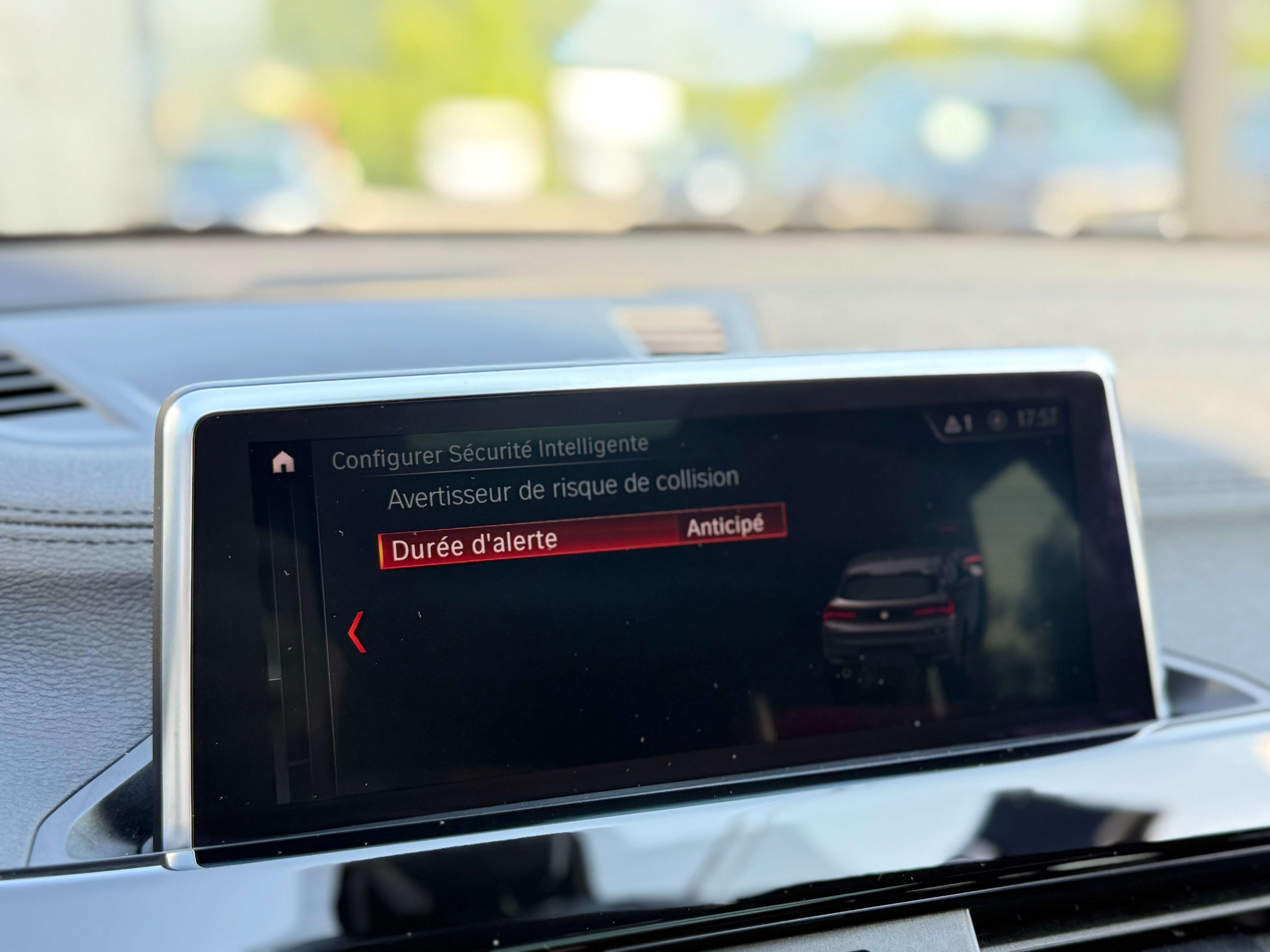 BMW X2 2.0 dAS sDrive18 PACK SPORT - BOITE AUTO - CUIR - TOIT PANO - NAVIGATION - FULL OPTION - 1ER PROPRIETAIRE-GARANTIE 12MOIS