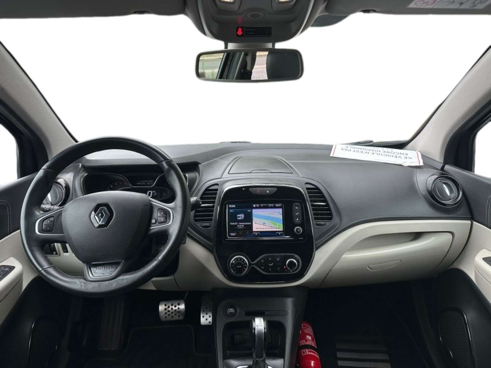 Renault Captur INITIAL PARIS