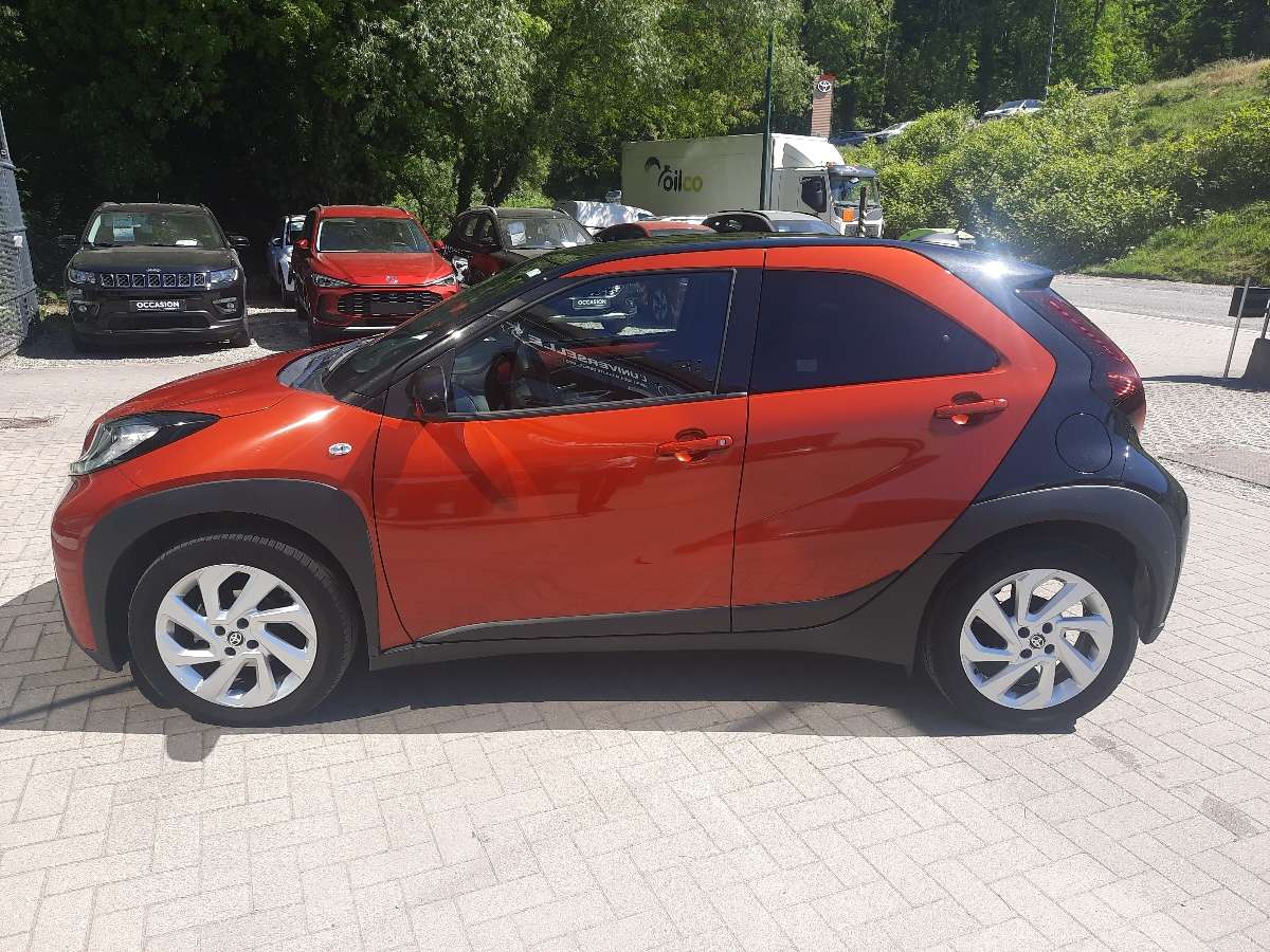 Toyota Aygo X PULSE TVA RECUPERABLE thumbnail