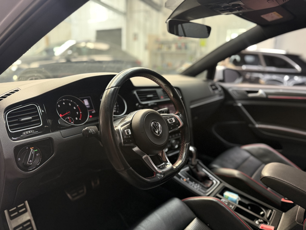 Volkswagen Golf 7 2.0 TSI 230 GTI PERFORMANCE DSG
