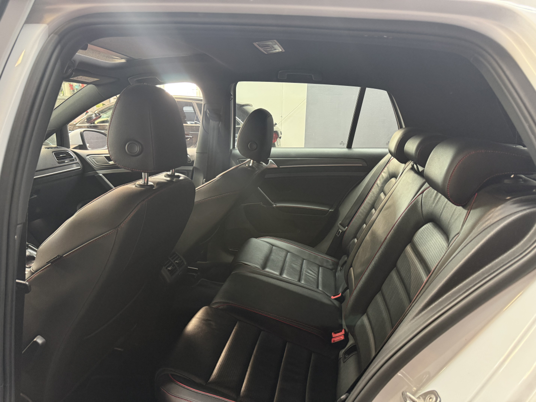 Volkswagen Golf 7 2.0 TSI 230 GTI PERFORMANCE DSG
