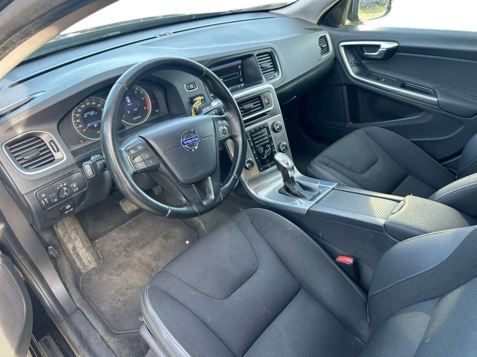 Volvo V60 PRIX MARCHAND OU  EXPORT