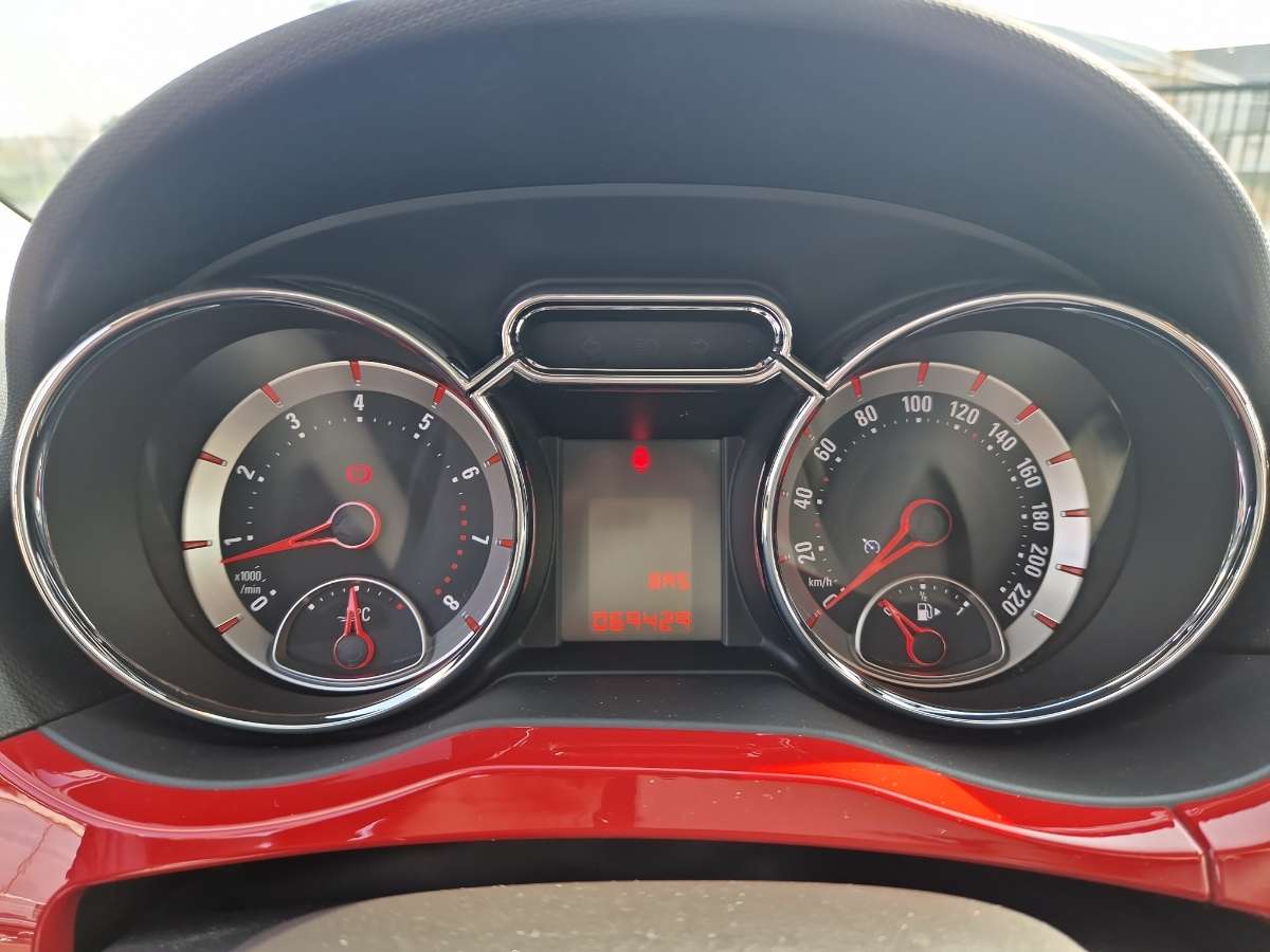 Opel Adam JAM