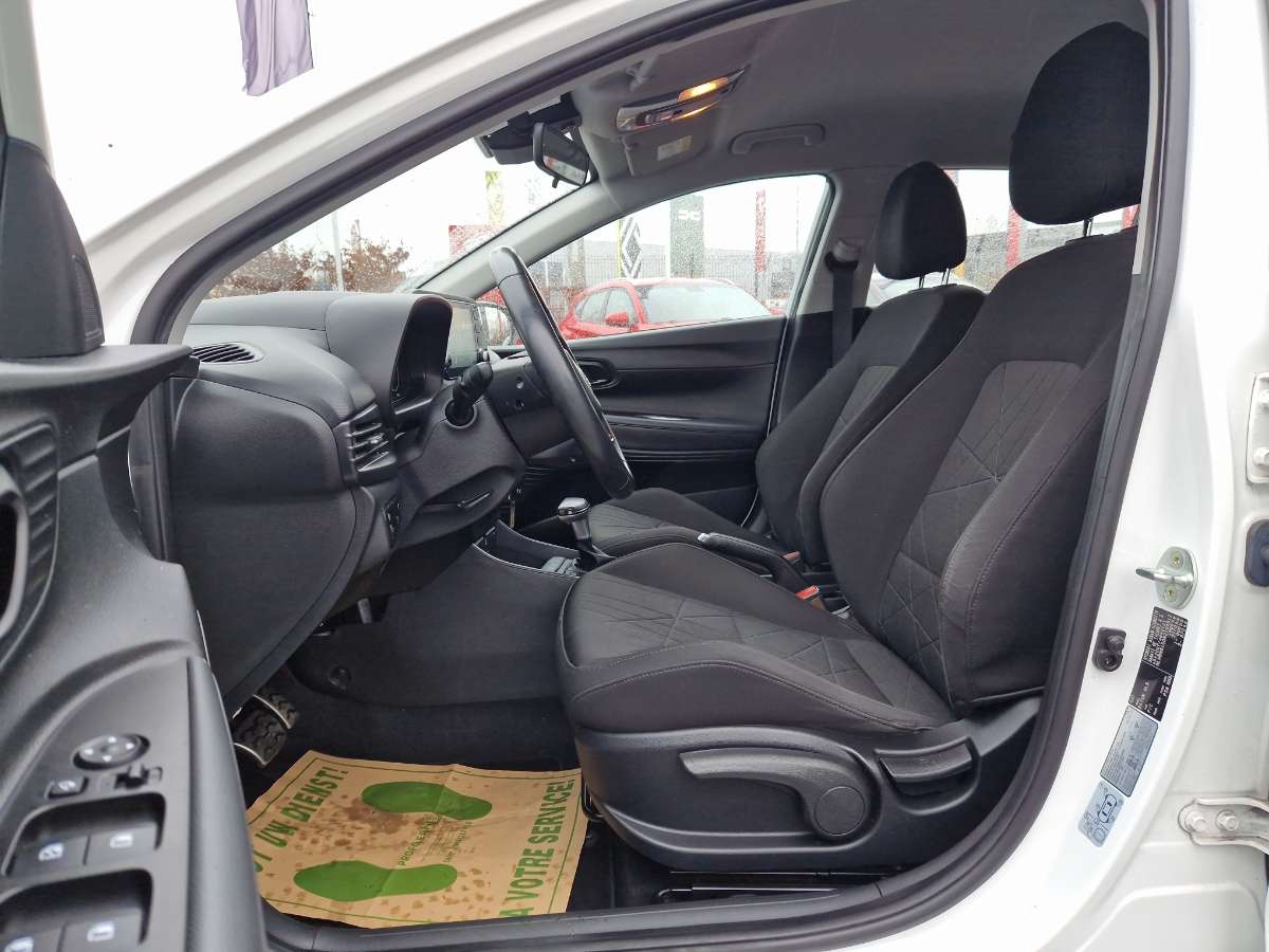Hyundai BAYON TWIST  100 CV AUTOMATIQUE