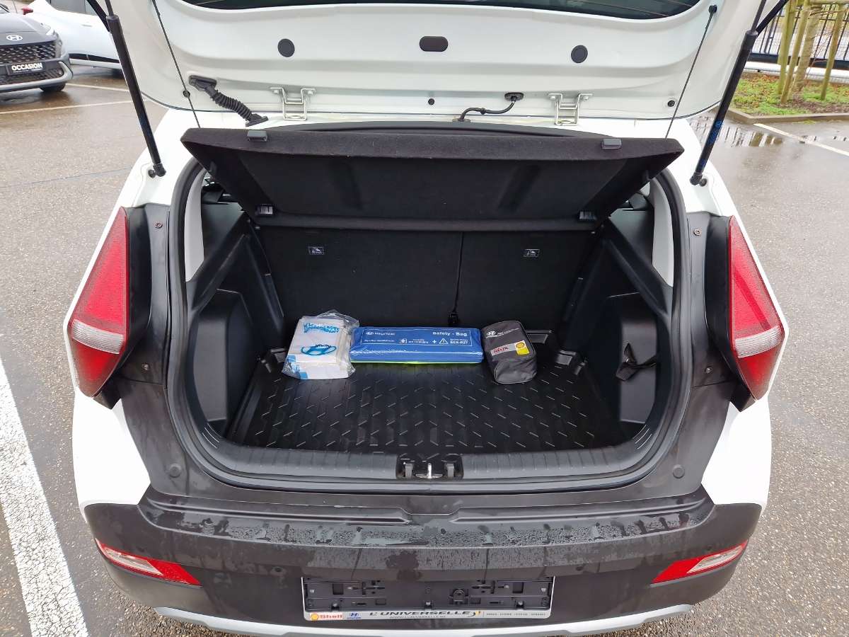 Hyundai BAYON TWIST  100 CV AUTOMATIQUE