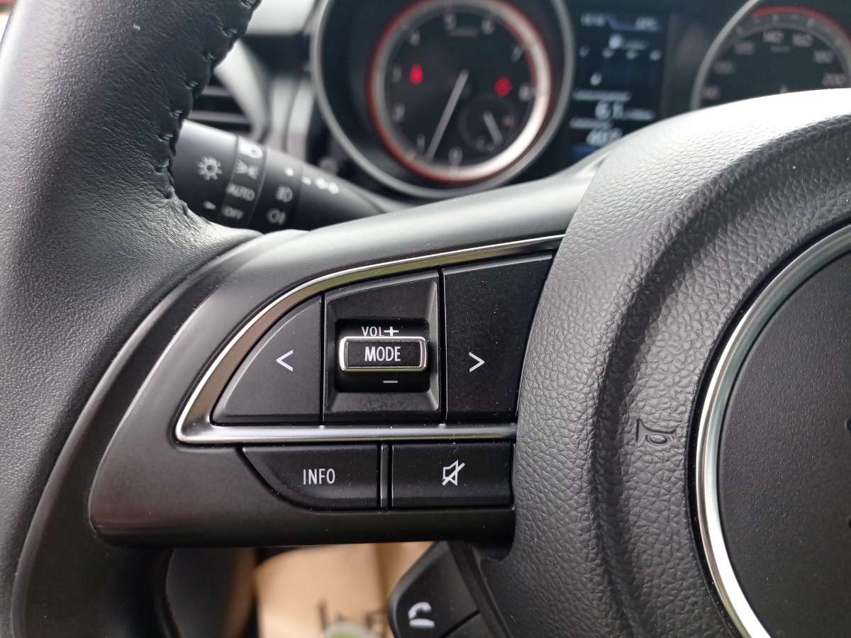 Suzuki Swift GL+   MILD  HYBRID