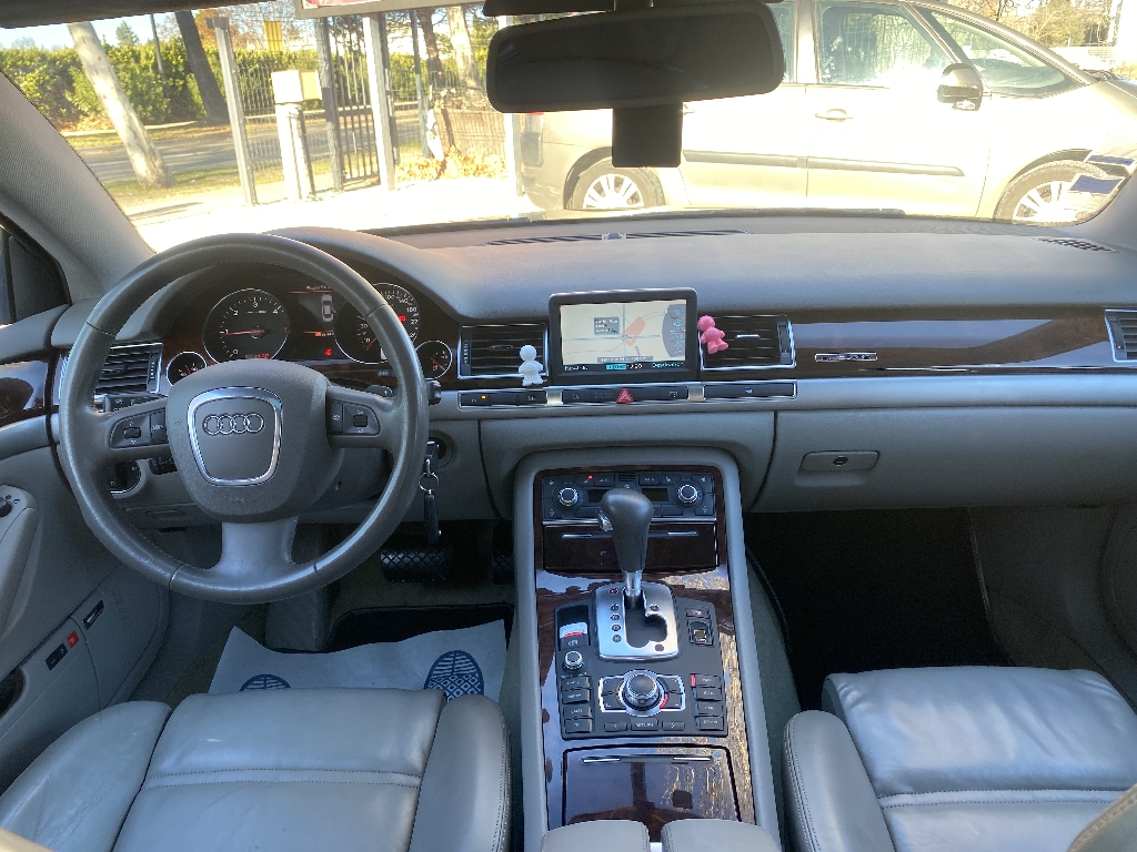 Audi A8 3.0 V6 TDI 233 DPF Quattro Tiptronic A