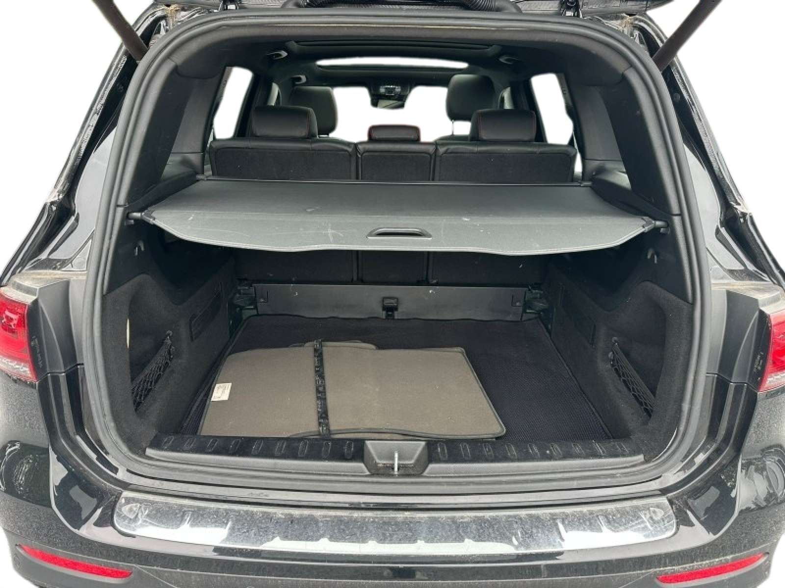Mercedes-Benz GLB 180 PACK AMG VENDUE MARCHAND OU EXPORT thumbnail