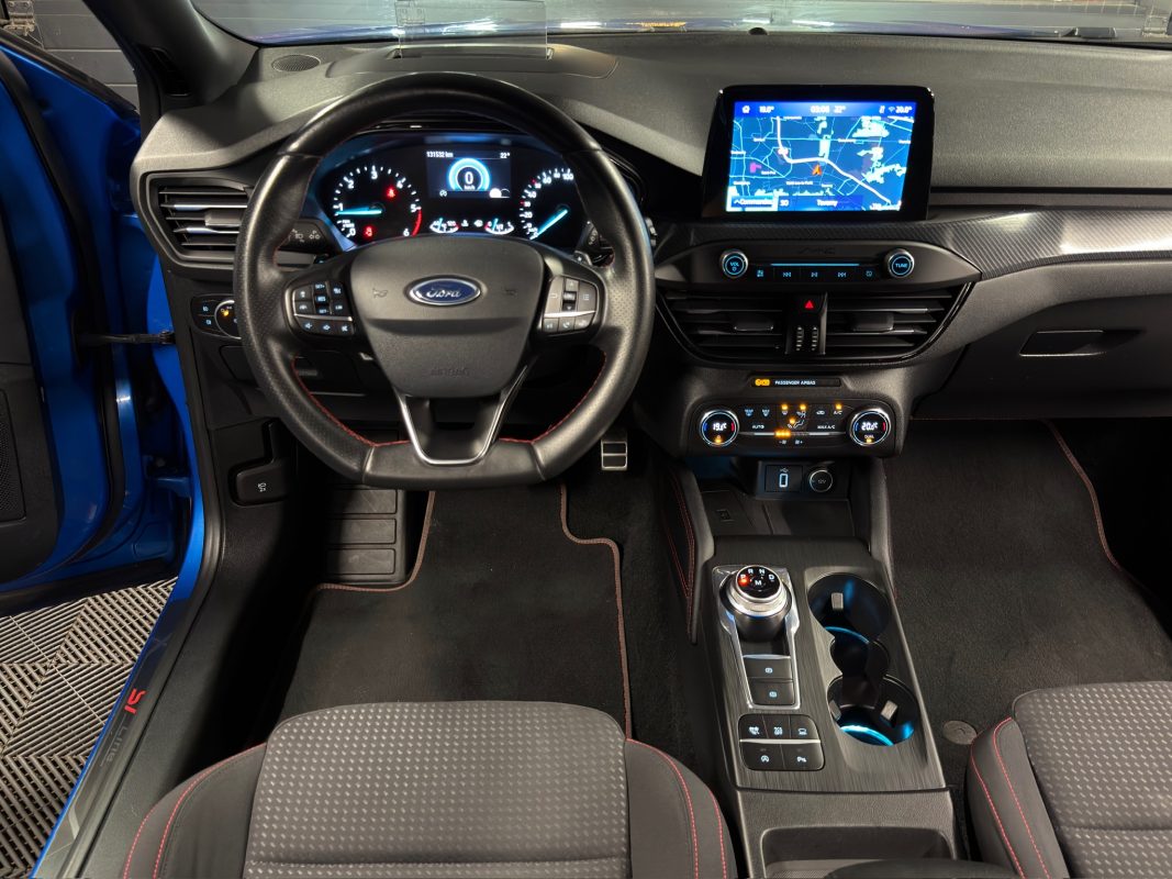 Ford Focus 4 IV ST LINE 2.0 TDCI 150 Cv BOITE AUTO 8 / APPLE & ANDROID CAMERA GPS - GARANTIE 1 AN