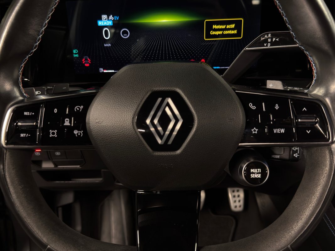 Renault Austral 1.2 E-TECH 200 TECHNO ESPRIT ALPINE 4CONTROL ADVANCED