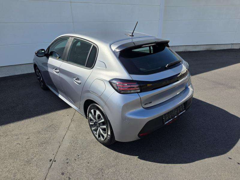 Peugeot 208 active