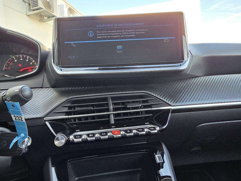 Peugeot 208 active