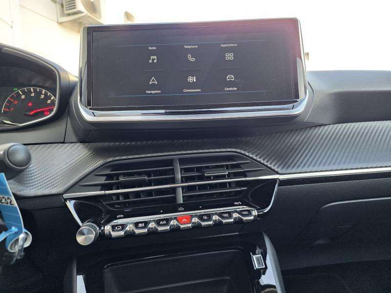 Peugeot 208 active