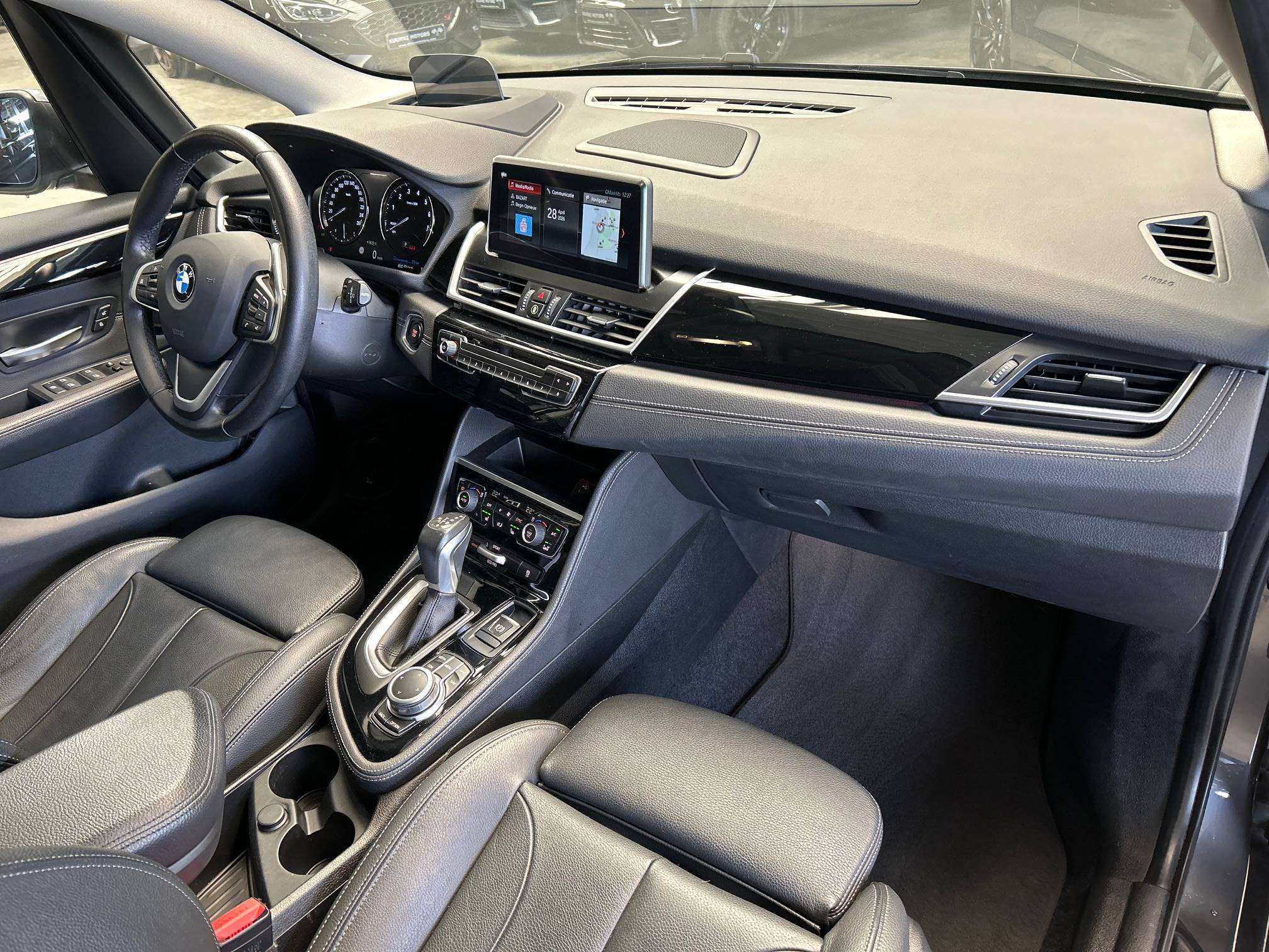 BMW 225 xe Luxury Alu17"/Pano/Cam/Leder/Led/Hud/Keyless *1j garantie*