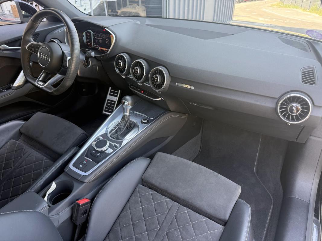 Audi Tt Coupé 40 TFSI 197 S tronic 7 S line 1ere main - 8.300 Kms
