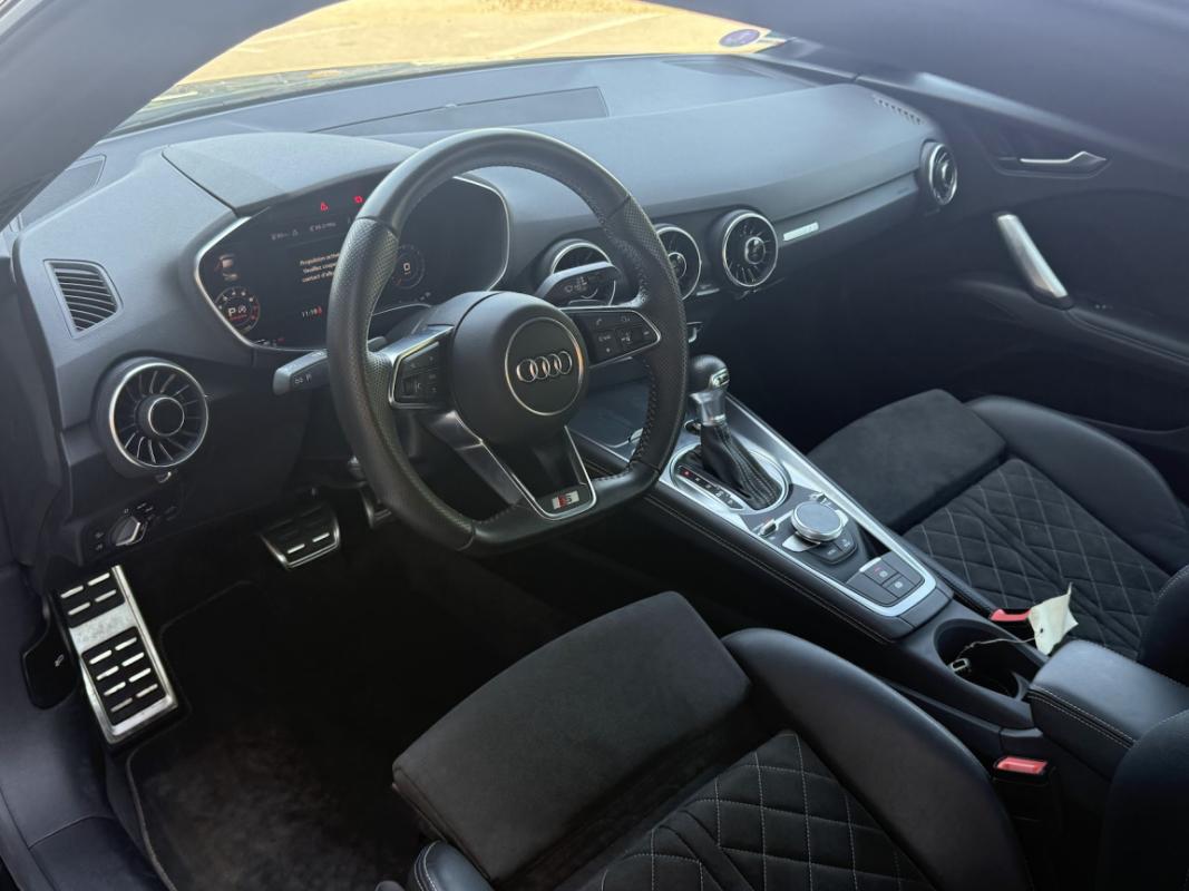Audi Tt Coupé 40 TFSI 197 S tronic 7 S line 1ere main - 8.300 Kms
