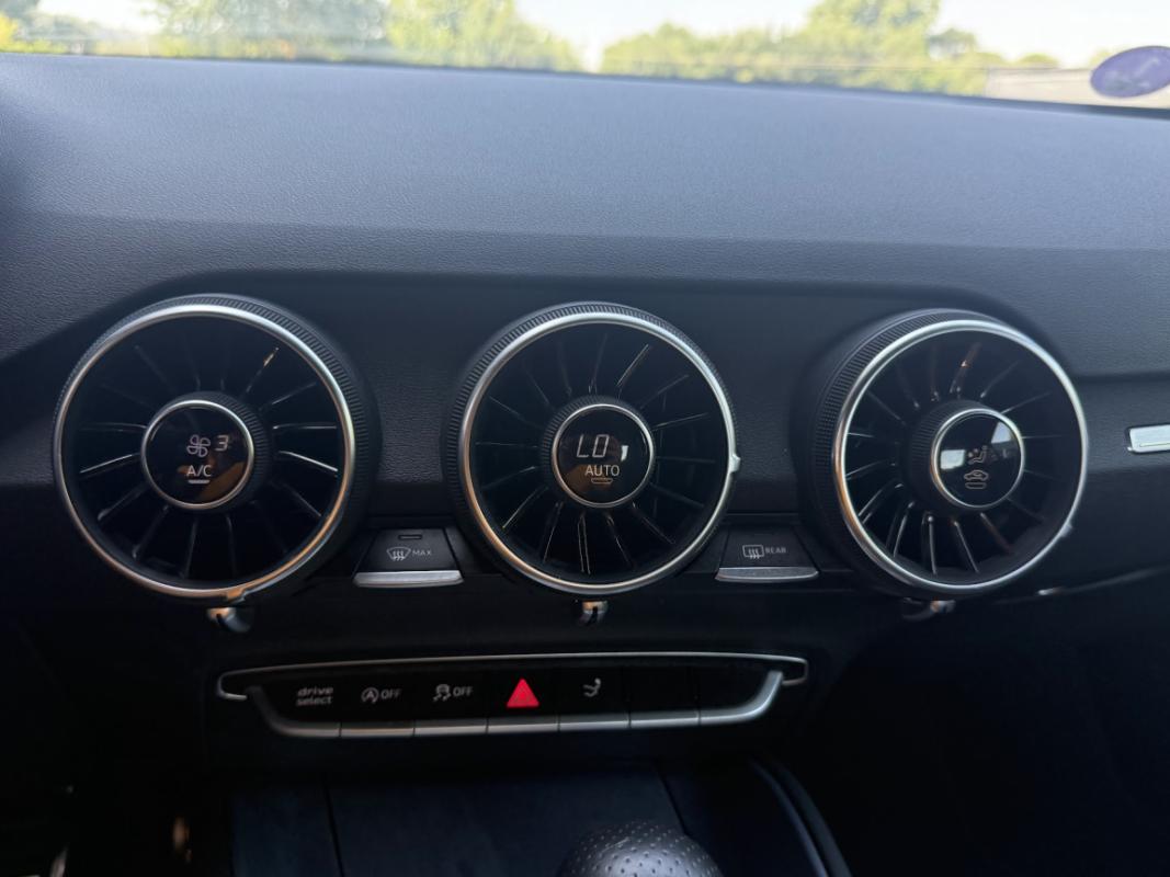 Audi Tt Coupé 40 TFSI 197 S tronic 7 S line 1ere main - 8.300 Kms
