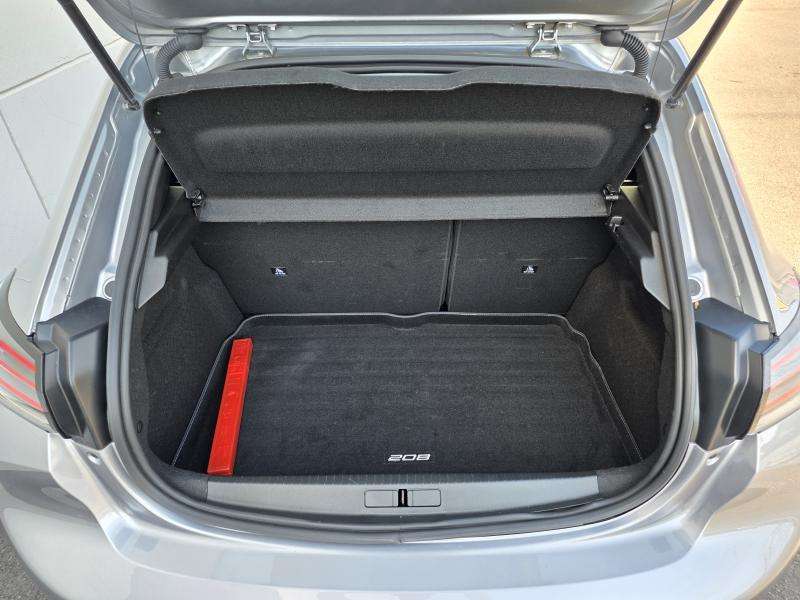 Peugeot 208 active