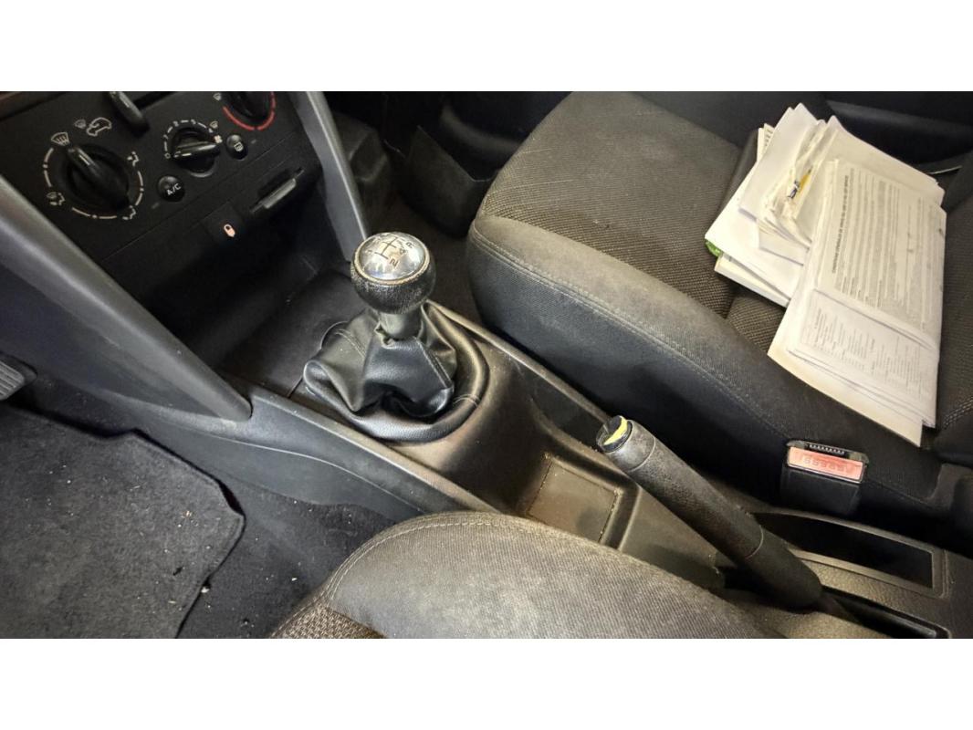 Peugeot 207 DANS L ETAT 1.4 VTi Style