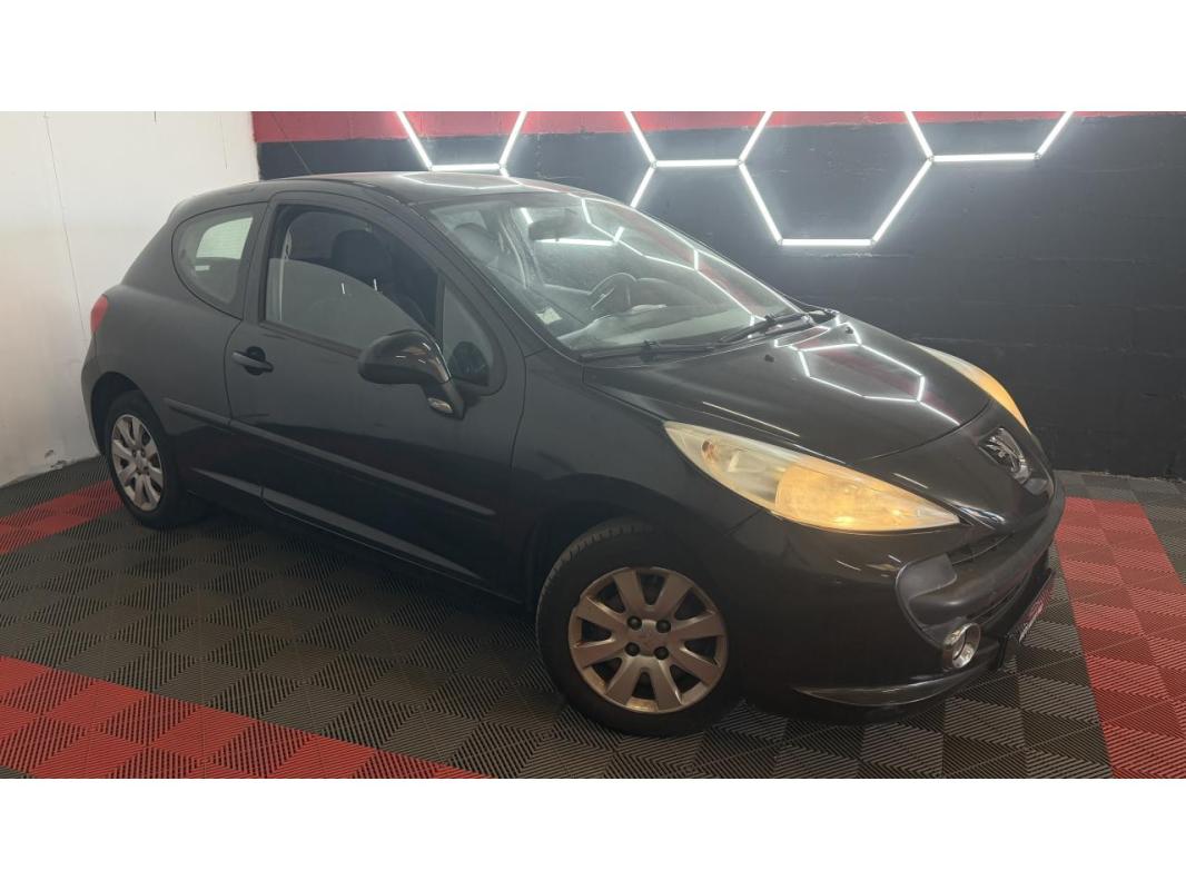 Peugeot 207 DANS L ETAT 1.4 VTi Style