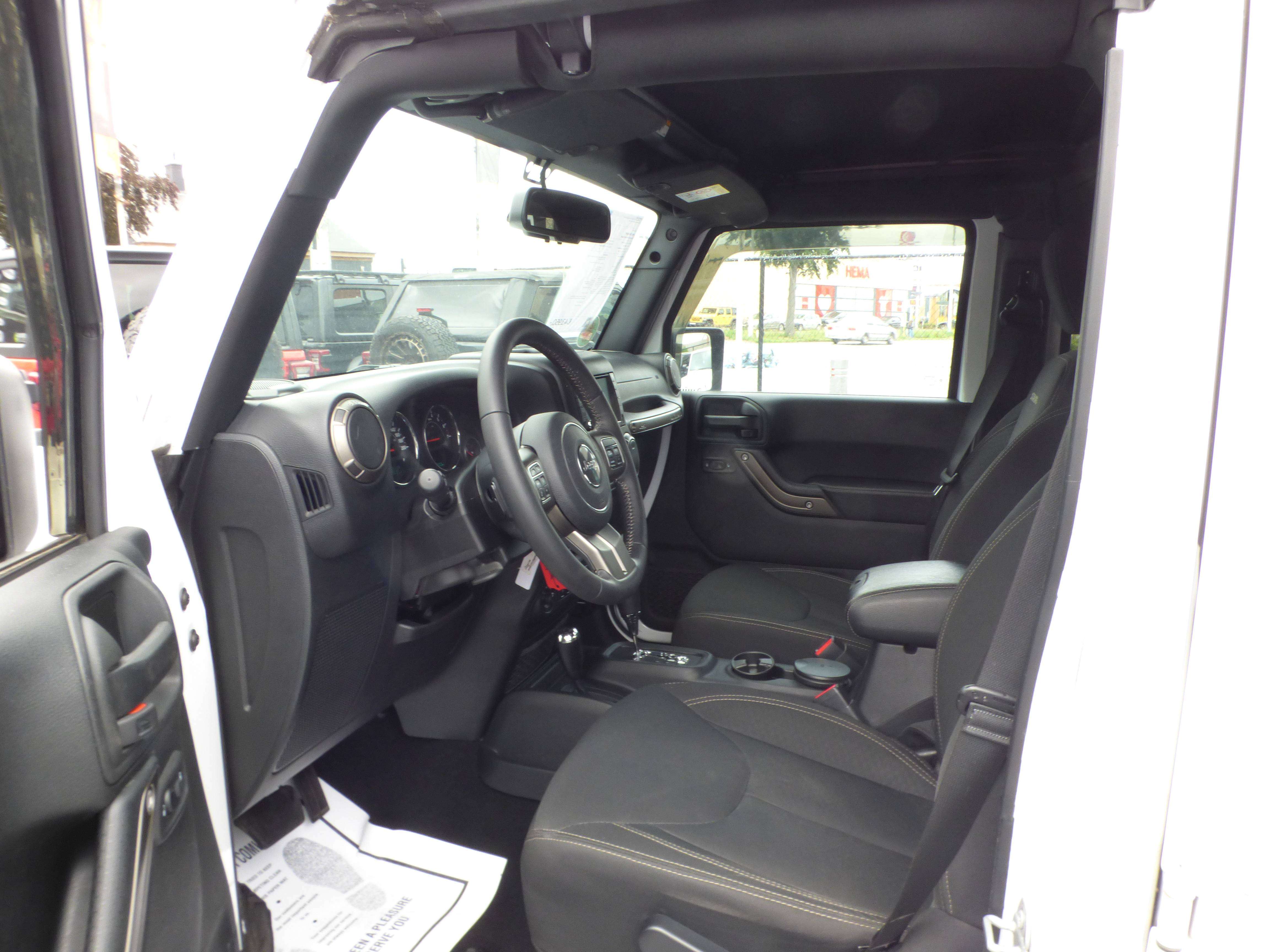 Jeep Wrangler Wrangler 3.6i V6 Night Eagle  **34000km**